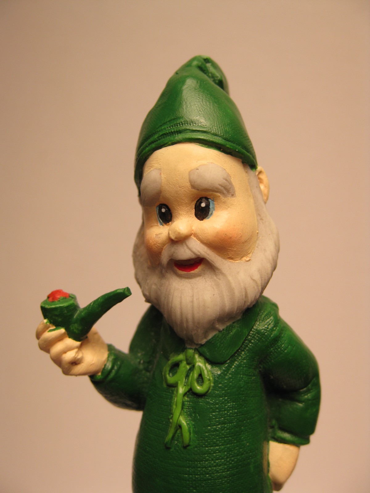 3 Enesco – 6″ TALL FIGURINES Leprechauns Slender Green Elves Gold Shamrock Base