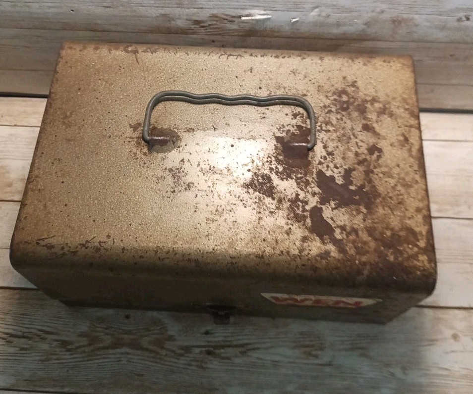 Vintage WEN Electric Power Hand Sander 404 With Metal Case Complete