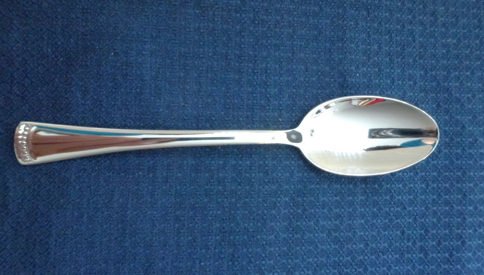 New Lenox PORTOLA Glossy Set of 4 Teaspoons 18/10 Stainless Flatware (6 3/8″)