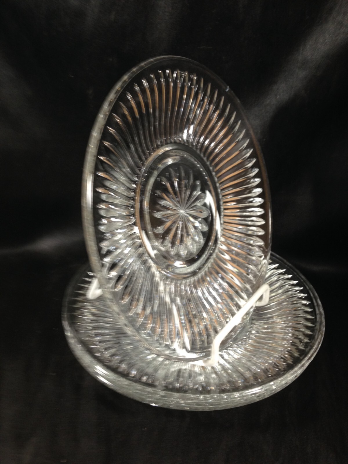 Set of 4 KIG Malaysia 6-7/8” Clear Glass Ribbed Star Plates