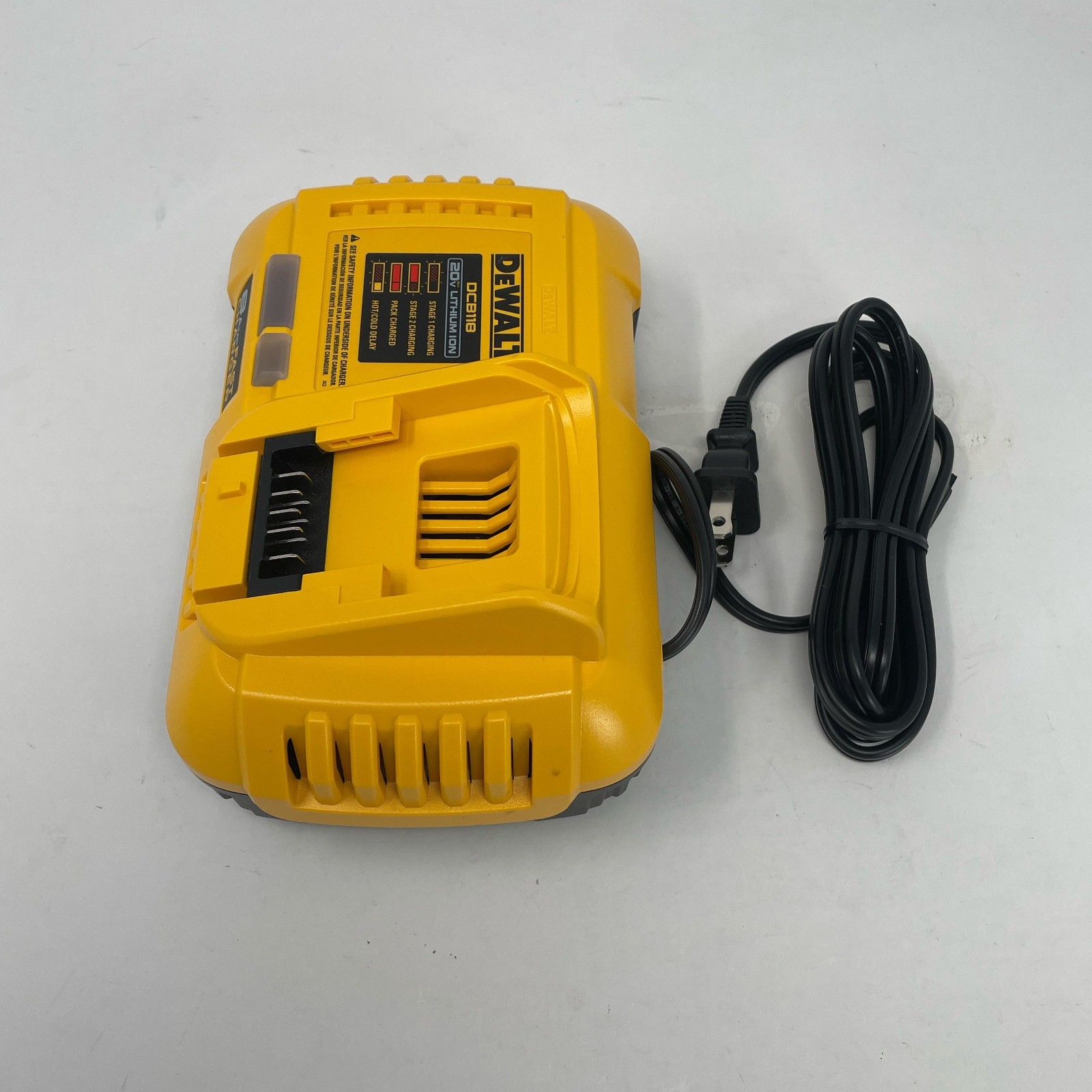 DeWALT DCB118 20V/60V 8A Fast Charger Yellow Single-Port