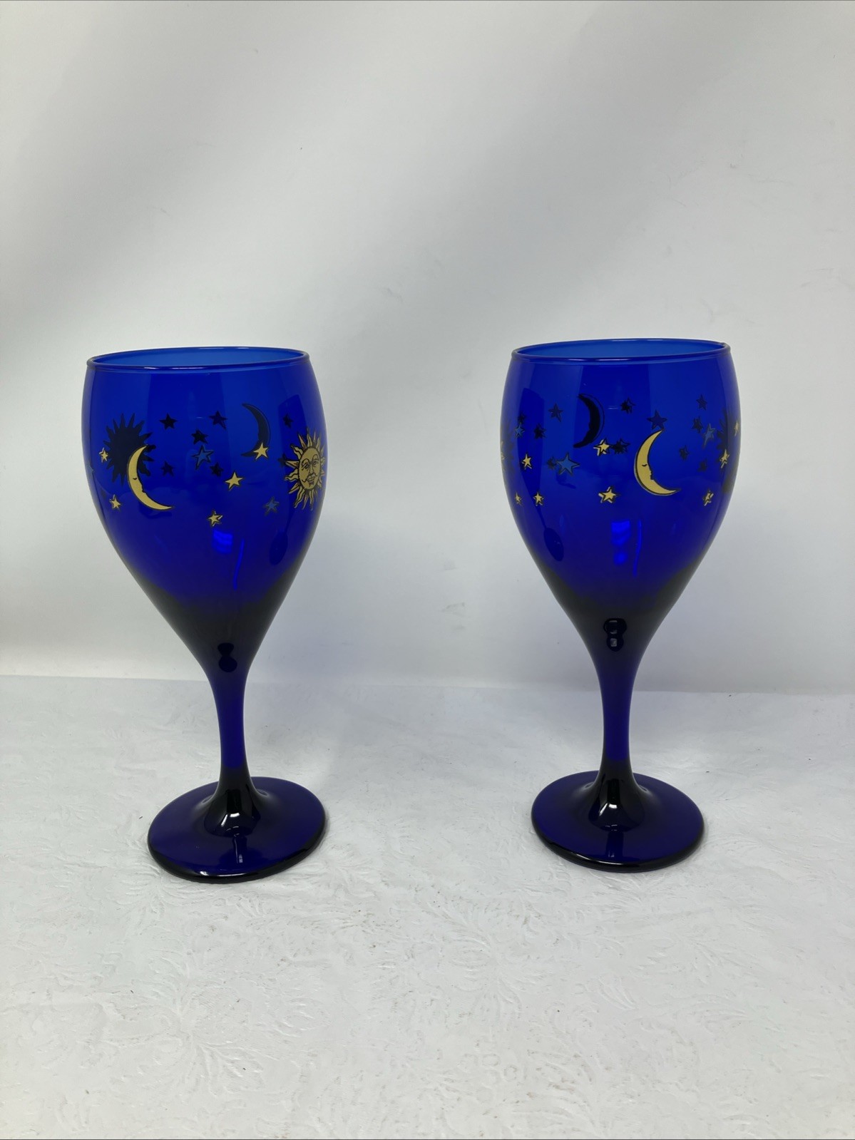 2 Libbey Cobalt Blue Celestial Sun Moon Stars Wine Water Glass Goblet Glass 7.5”