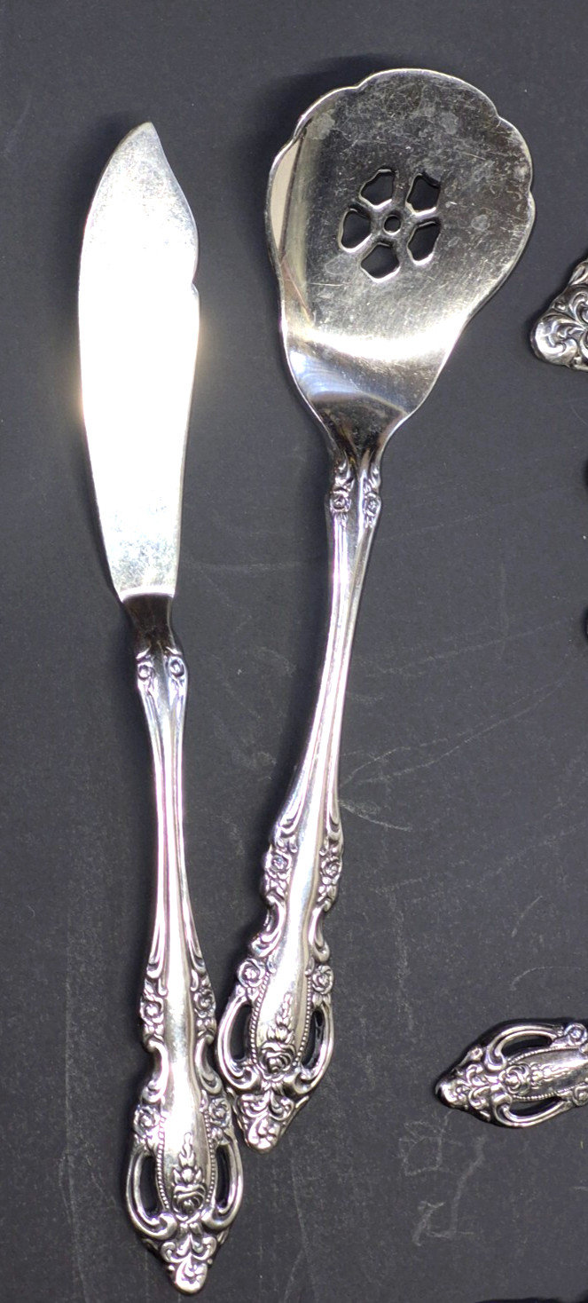 Vintage Oneida Community Brahms Flatware 144 Pieces See Description For List
