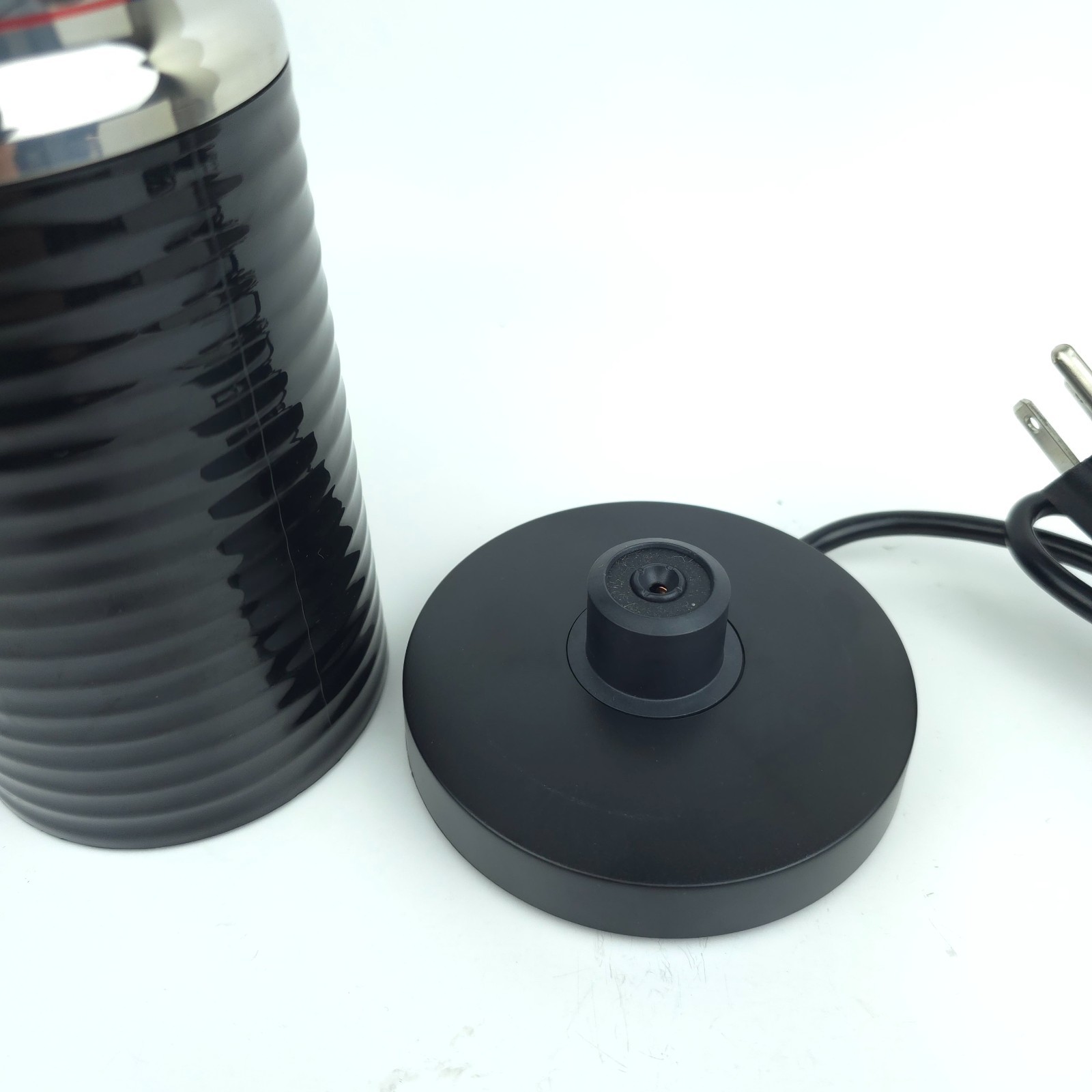 Nespresso Aeroccino 3 Black Hot Cold Milk Frother 3694 *NO WHISK*