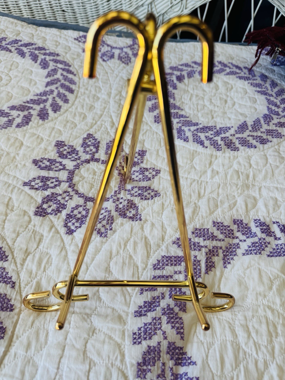 Gold Metal Plate Stand Display Easel, Small Freestanding, Less Than 10 in