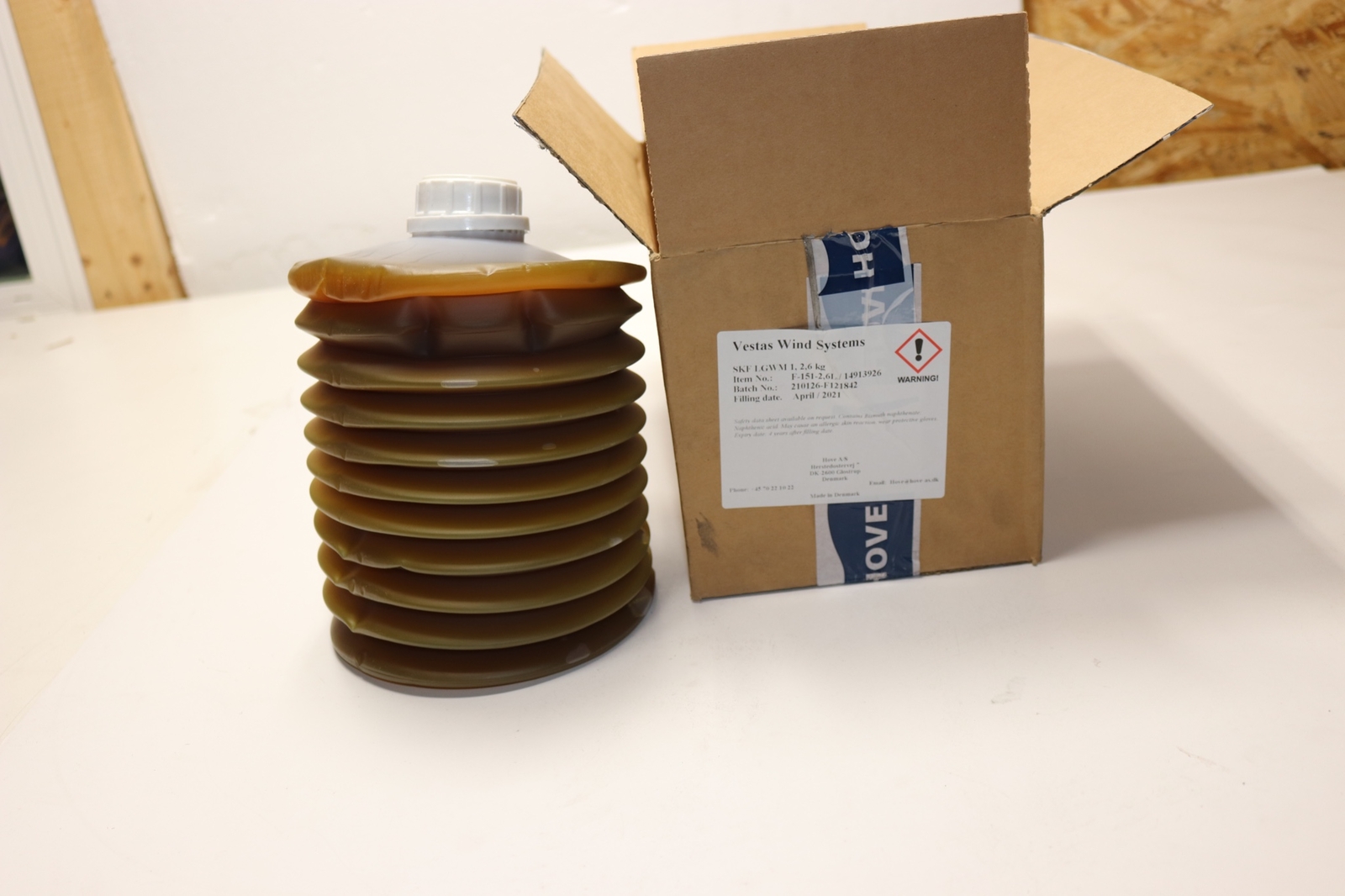 5.7LB 2.6kg Vestas SKF LGWM 1 Extreme Pressure Low Temp Bearing Grease F-151-2