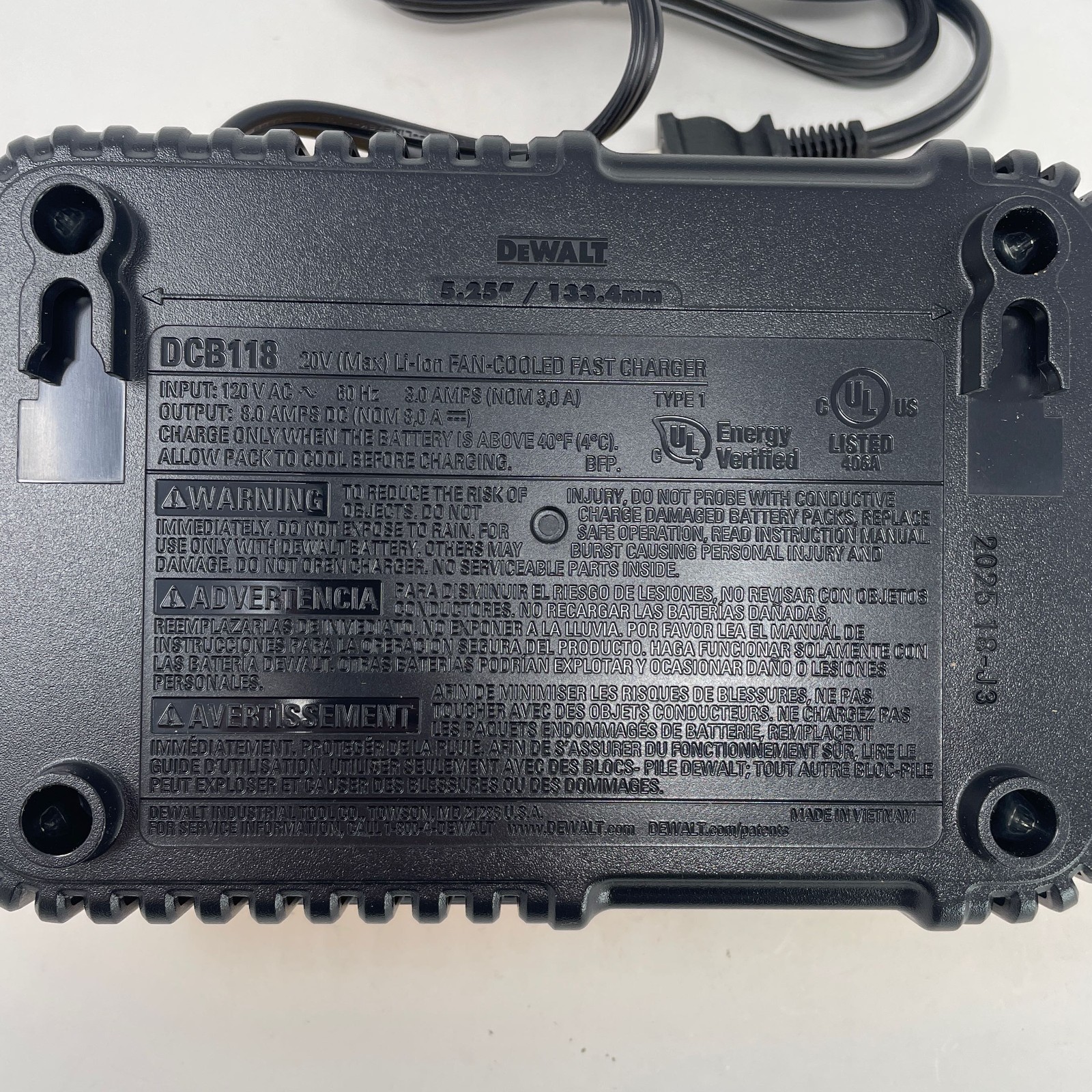 DeWALT DCB118 20V/60V 8A Fast Charger Yellow Single-Port
