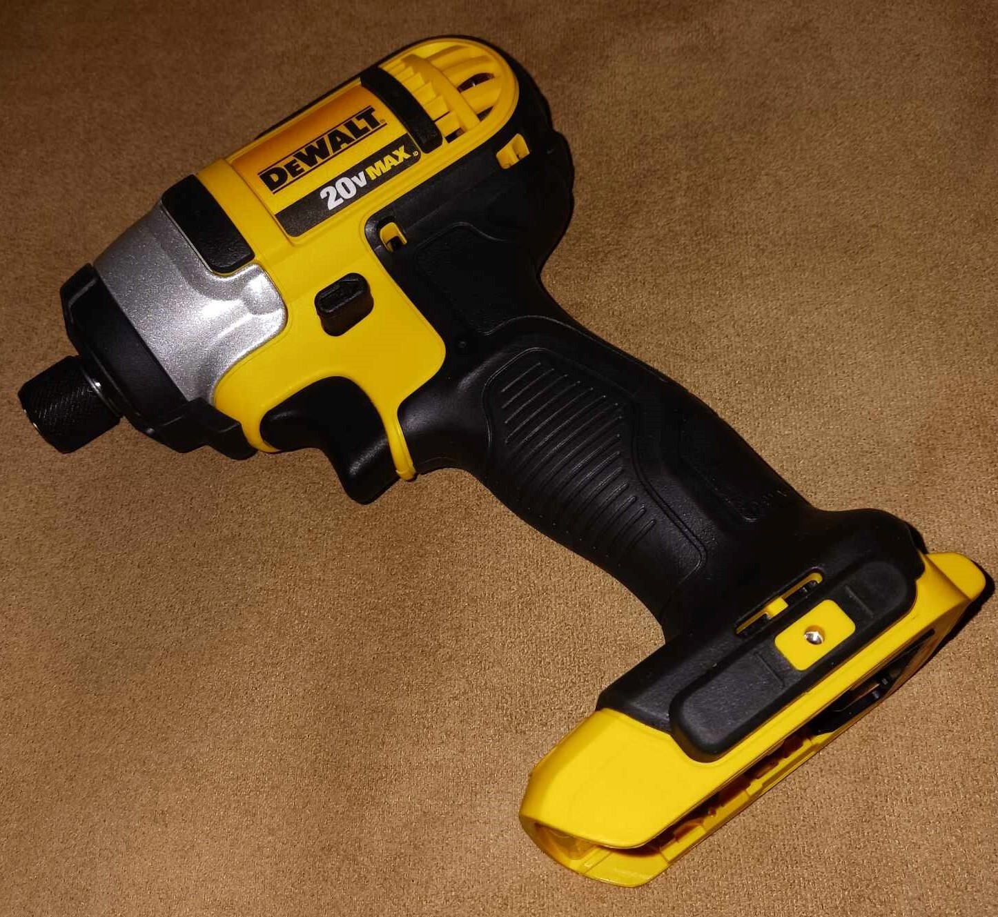 DeWalt _ DCF885 _ 20V Max 1/4″ _ Impact Driver _ Free Shipping*