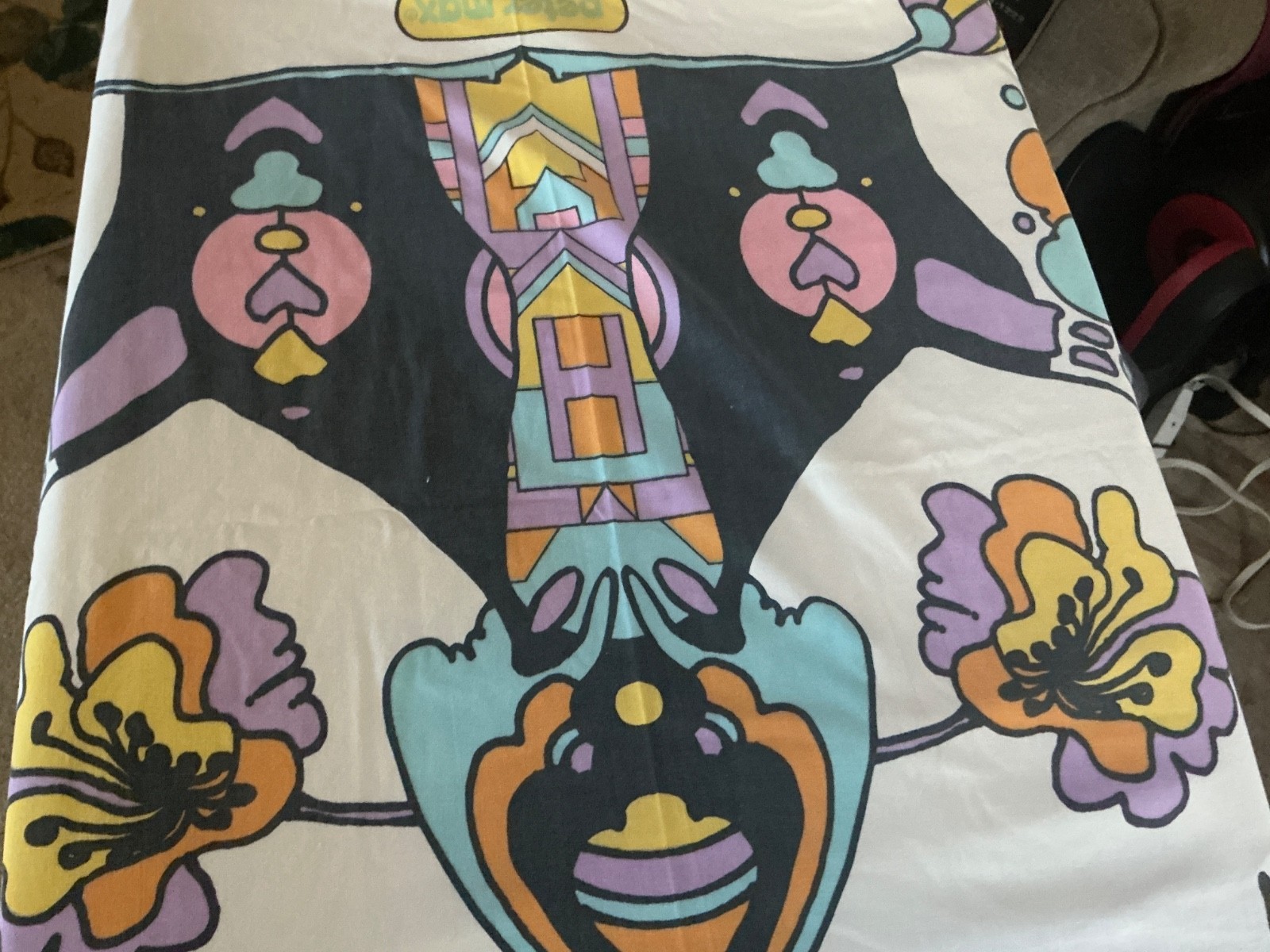 Peter Max Twin Flat Top Sheet + 2 pillow cases. Vintage. Pls read description.