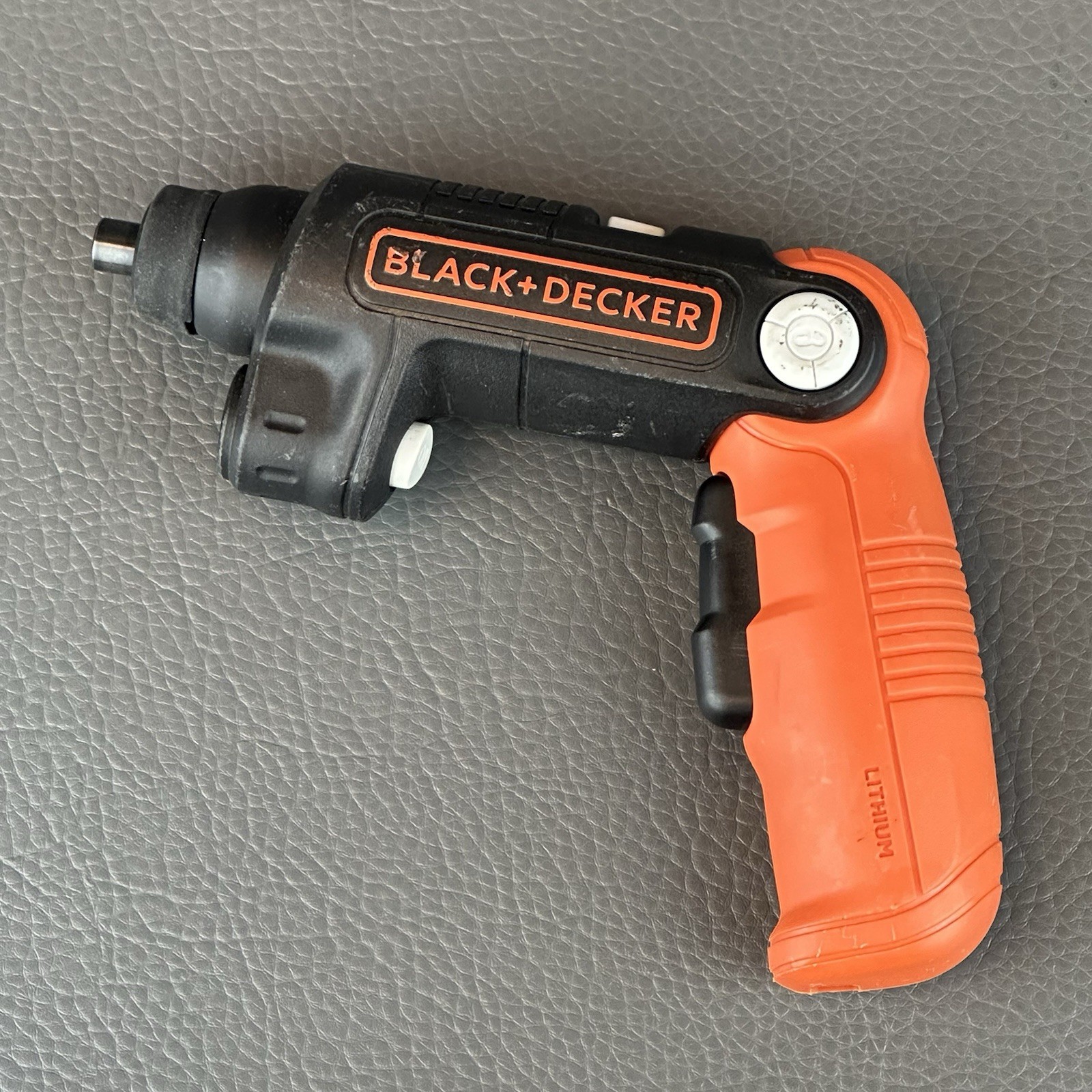 BLACK+DECKER 4V MAX Cordless Screwdriver w/ LED (BDCSFL20C) Charger Not Included