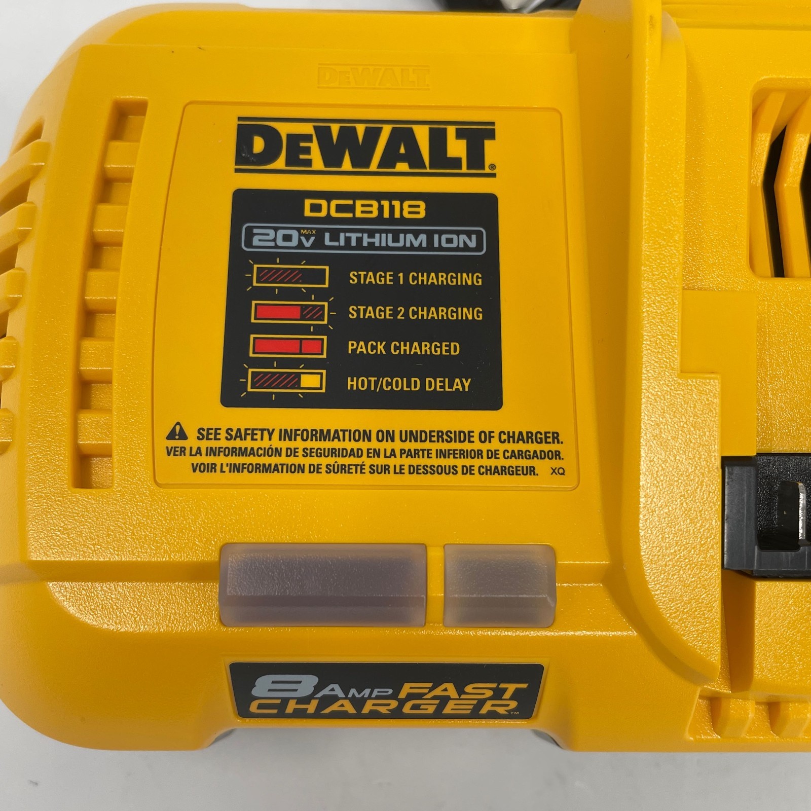 DeWALT DCB118 20V/60V 8A Fast Charger Yellow Single-Port