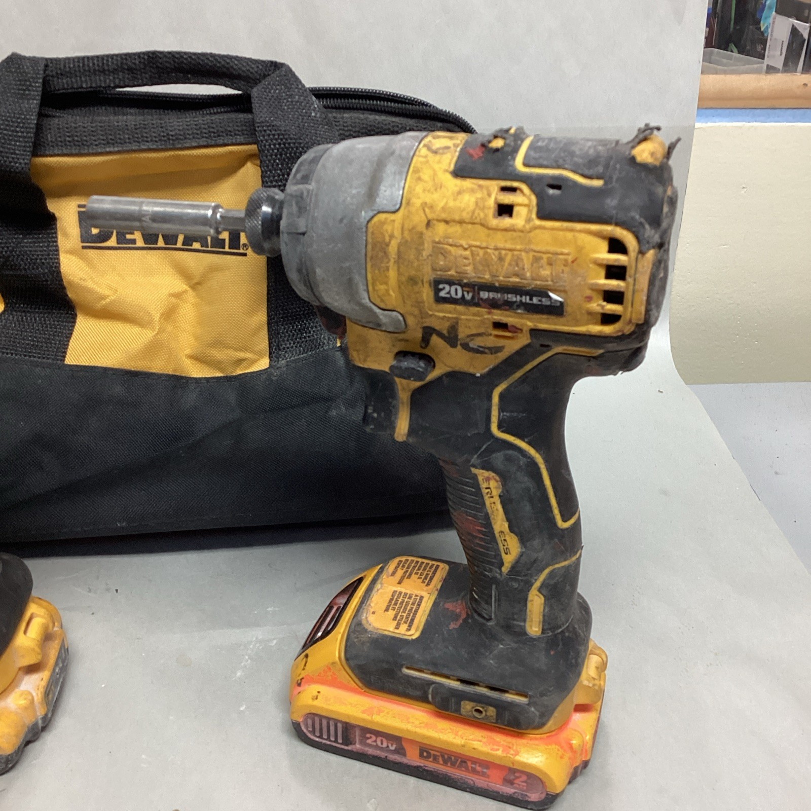 DeWalt DCF887 & DCF809 20V 1/4” Cordless Impact Driver W/Battery & Bag