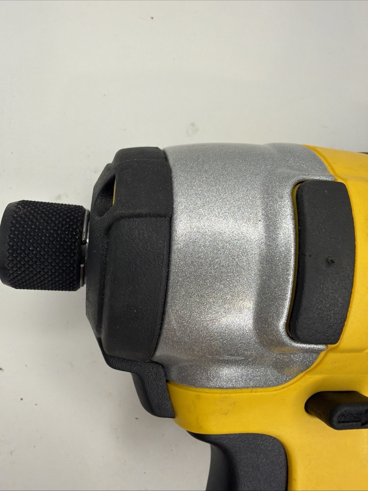Dewalt DCF885 20V Cordless Drill 1/4″ Impact Driver MINT Tool WORKING