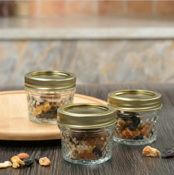 Mainstays 4 oz Quilted Mason Jars Regular Mouth 12 Pack with Lids & Rings.