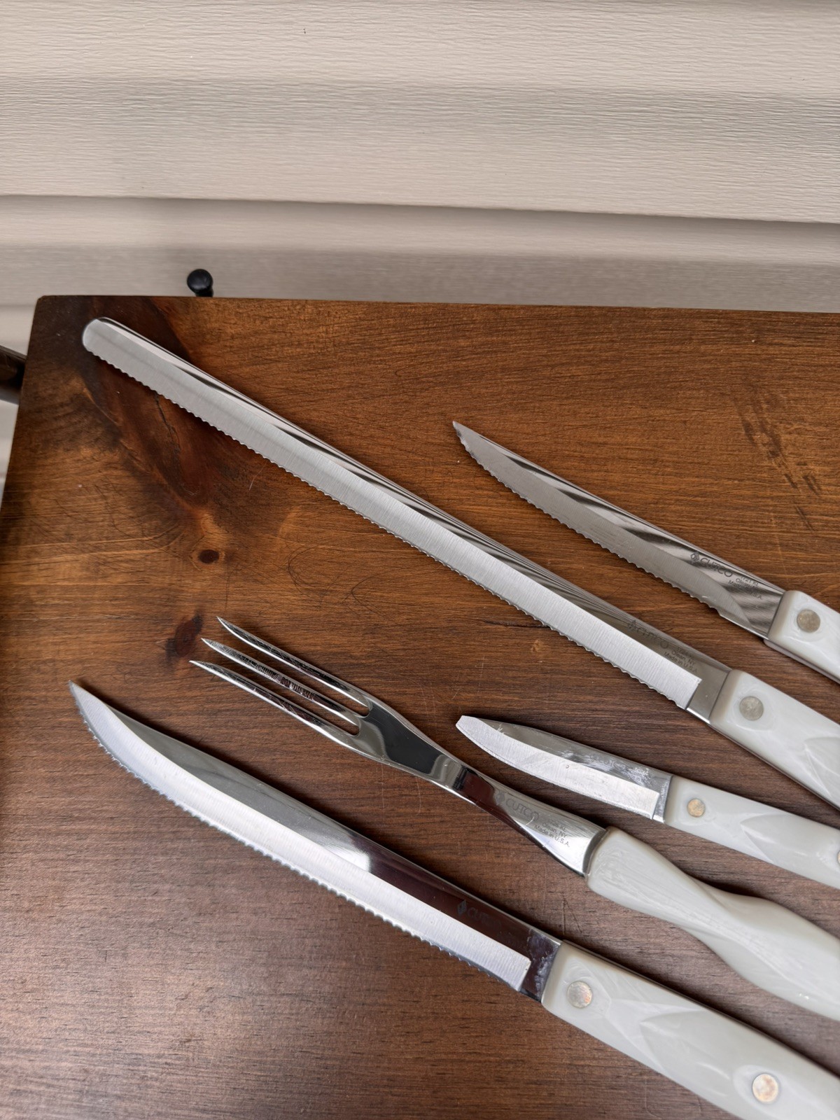 Cutco 5 Pc Knife Set Tray 1742 White Pearl Handles USA 1720 1721 1724 1726 1729