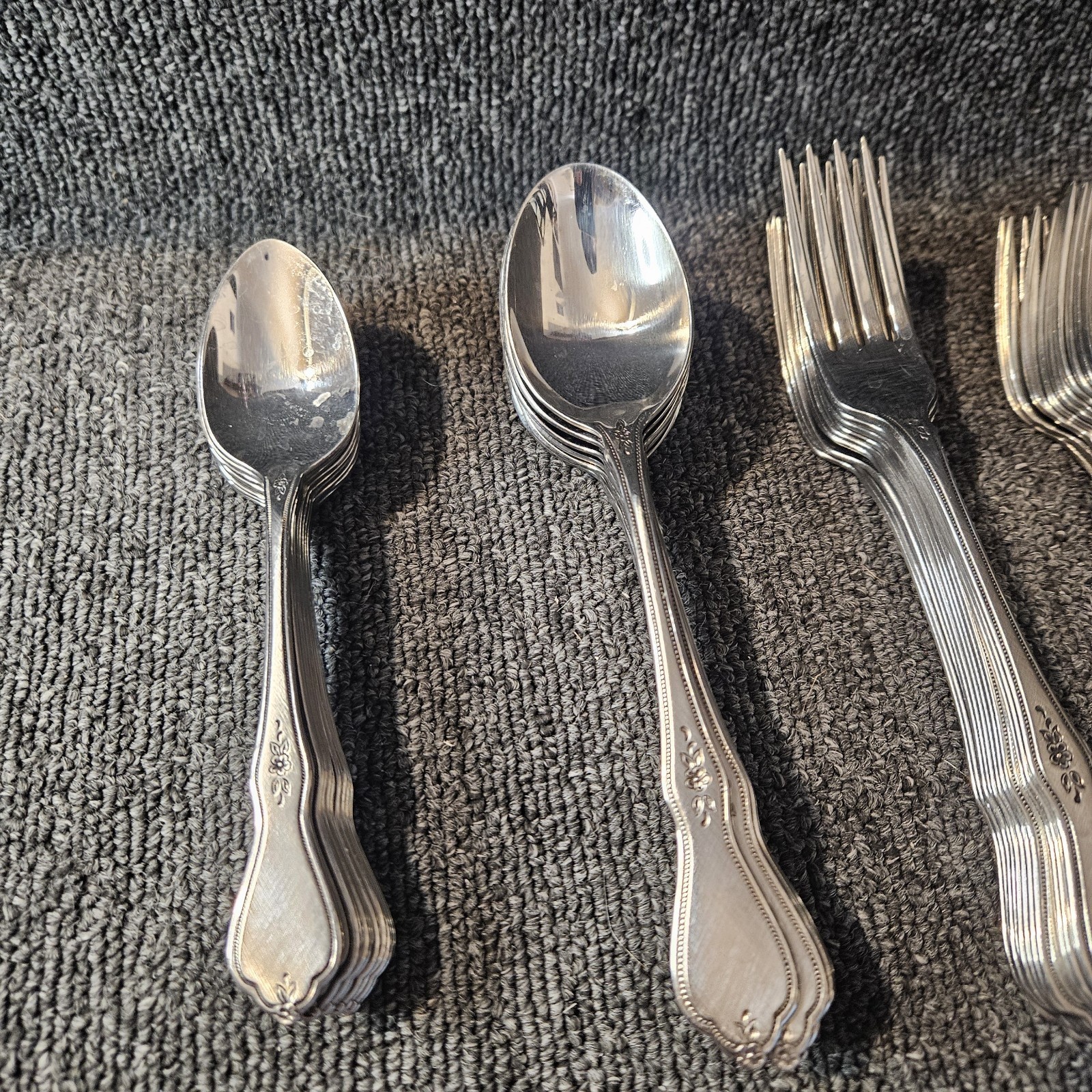 Oneida Morning Blossom Stainless Steel Flatware Vintage Preowned Choice Pick