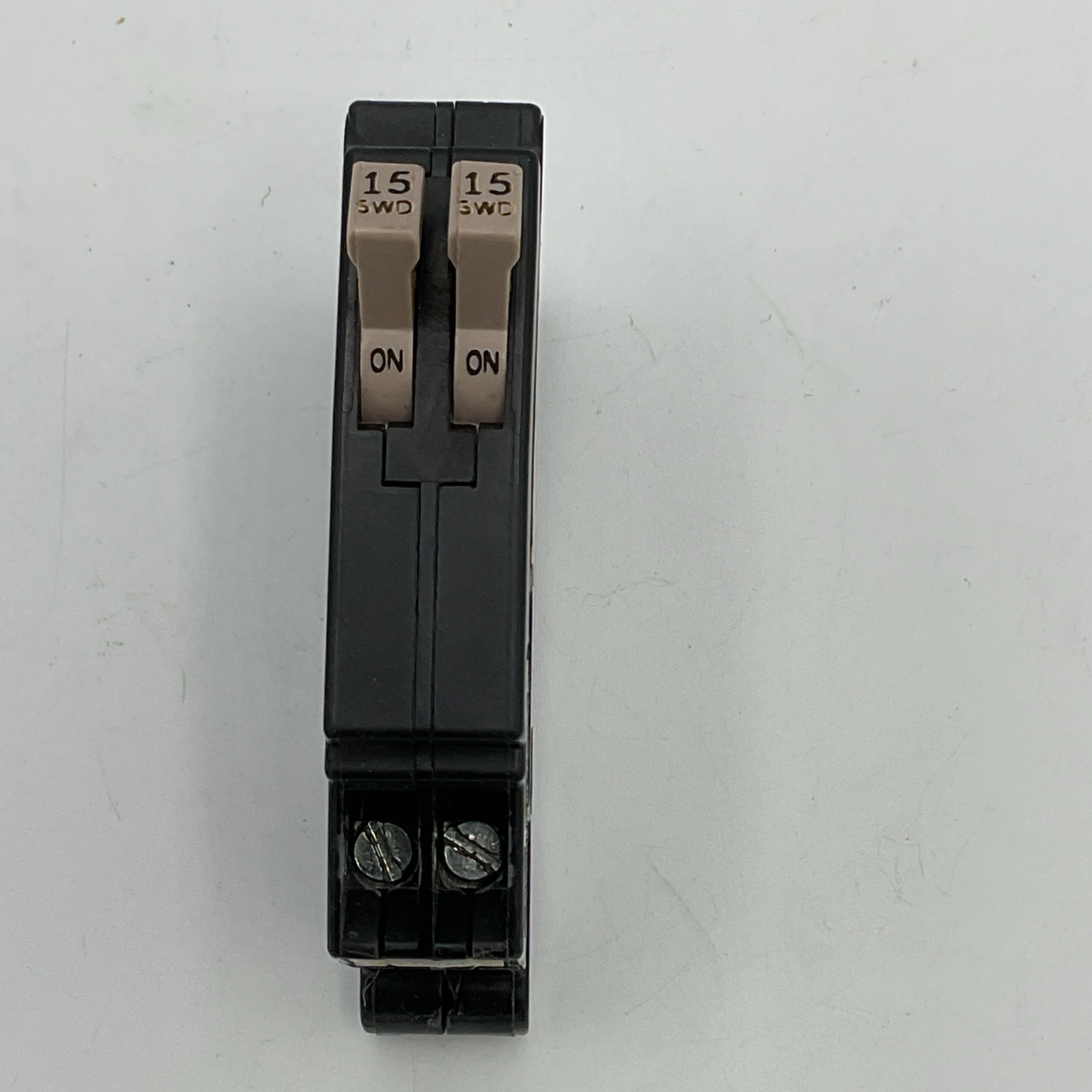 Eaton CHT1515 15A 1-Pole Type CHT Twin Circuit Breaker Continuity Tested