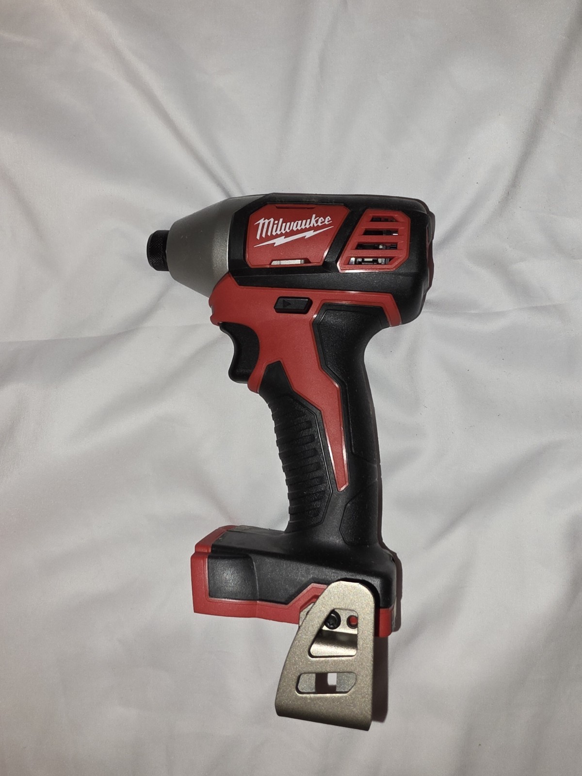 Milwaukee M18 1/4″ Hex Impact Driver 2656-20 (Tool Only) ** NEW **