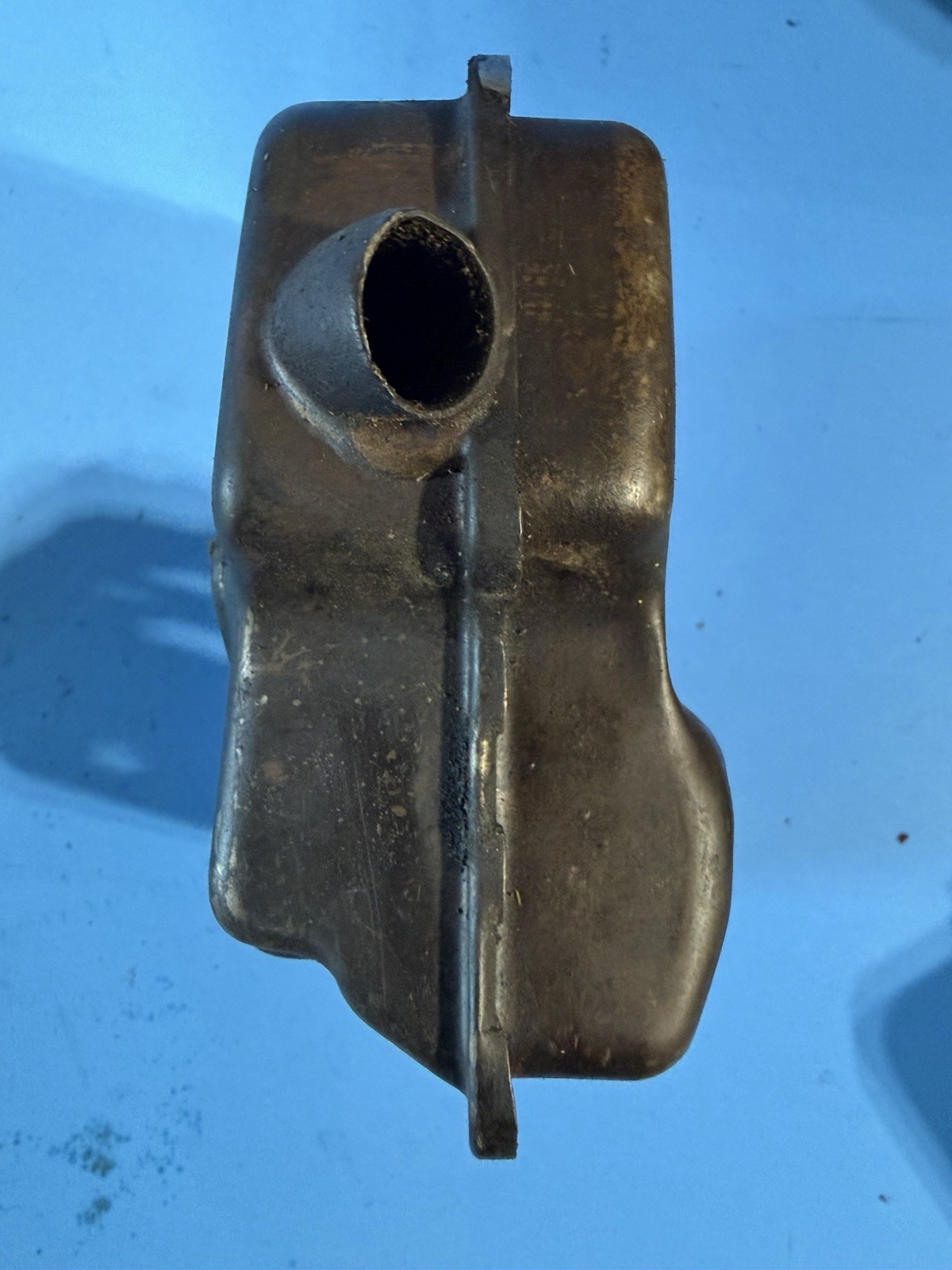 Sachs Dolmar Chainsaw 120 Muffler 3 Holes On Front None On Side Bin 36