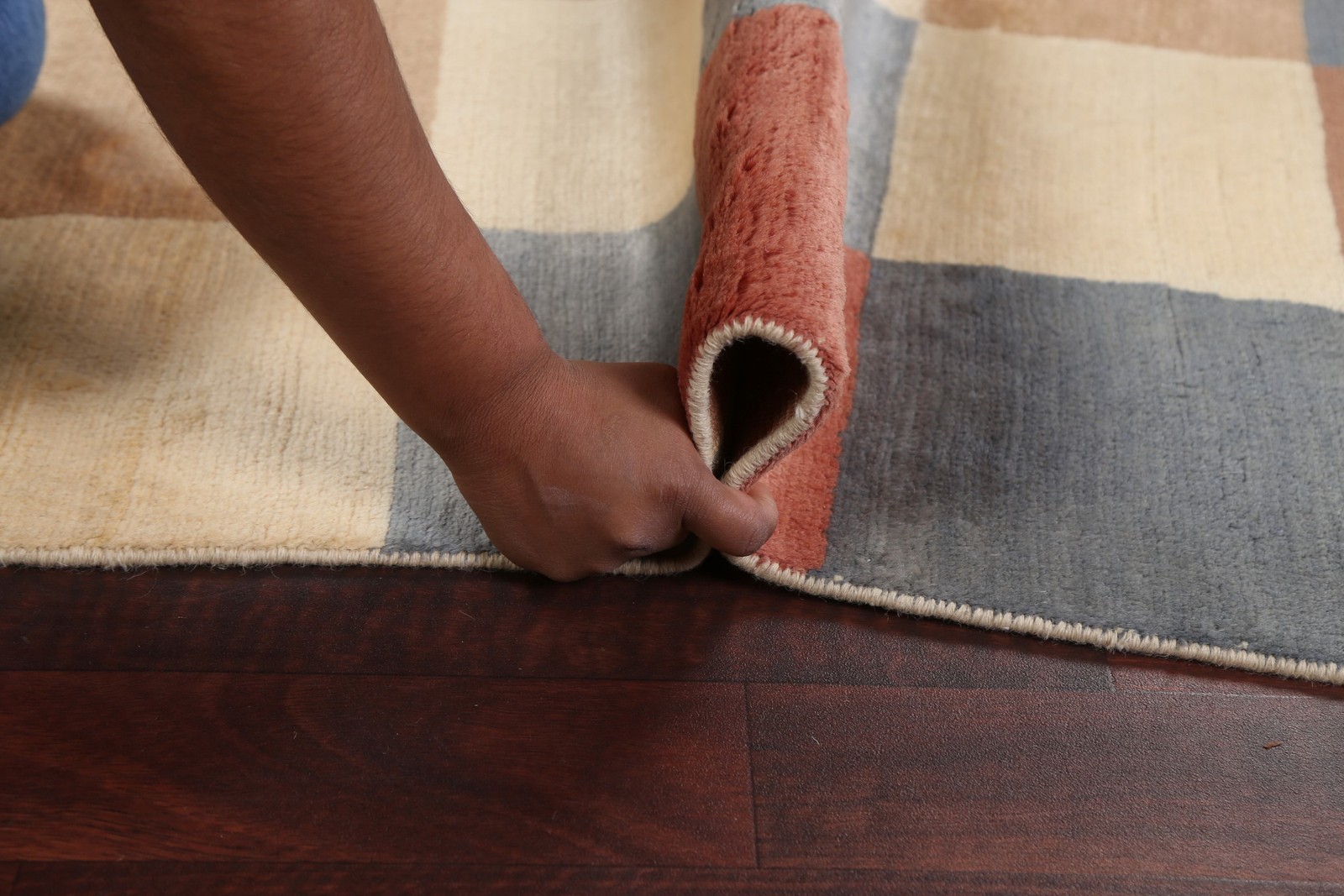 Checkered Oriental Area Rug 4×6 Hand-knotted Wool Modern Style for Any Room