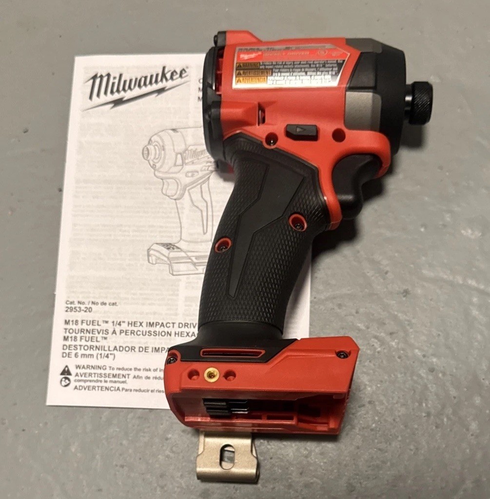 Milwaukee M18 Fuel 2953-20 Brushless Cordless 1/4″ Hex Impact Driver Tool Only