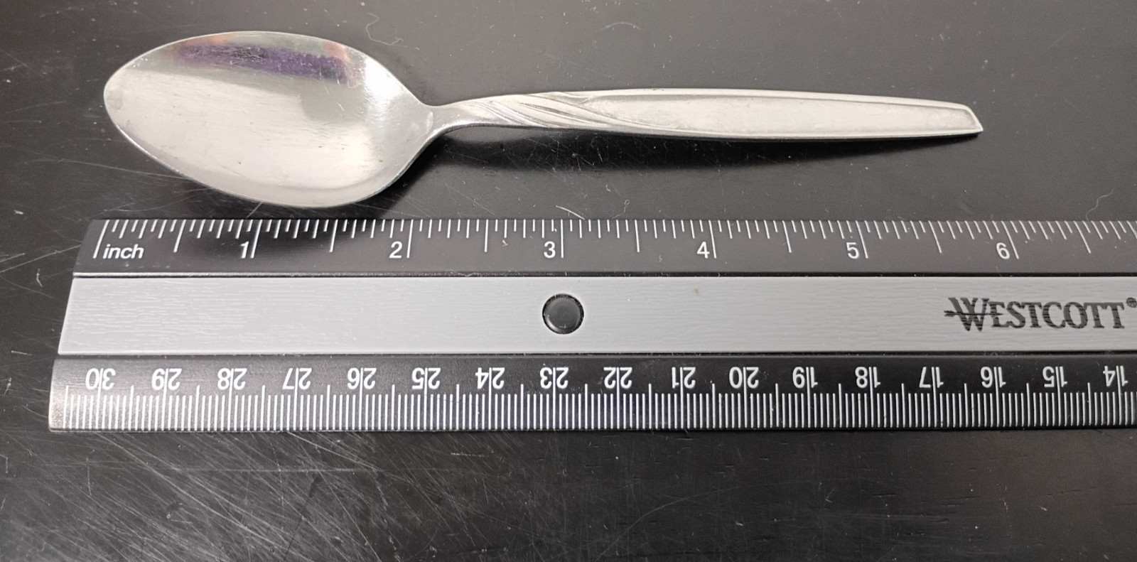 Stainless Steel Flatware Set of 26 Knives Spoons Forks Unknown MFG
