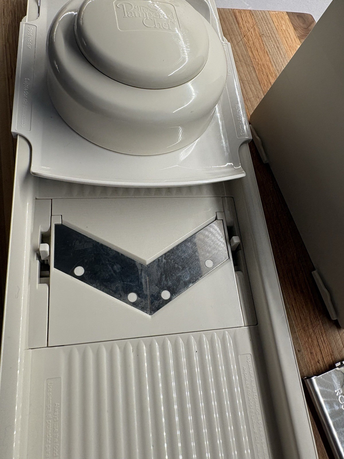 Pampered Chef Ultimate Mandoline 4 Blades Grater Slicer