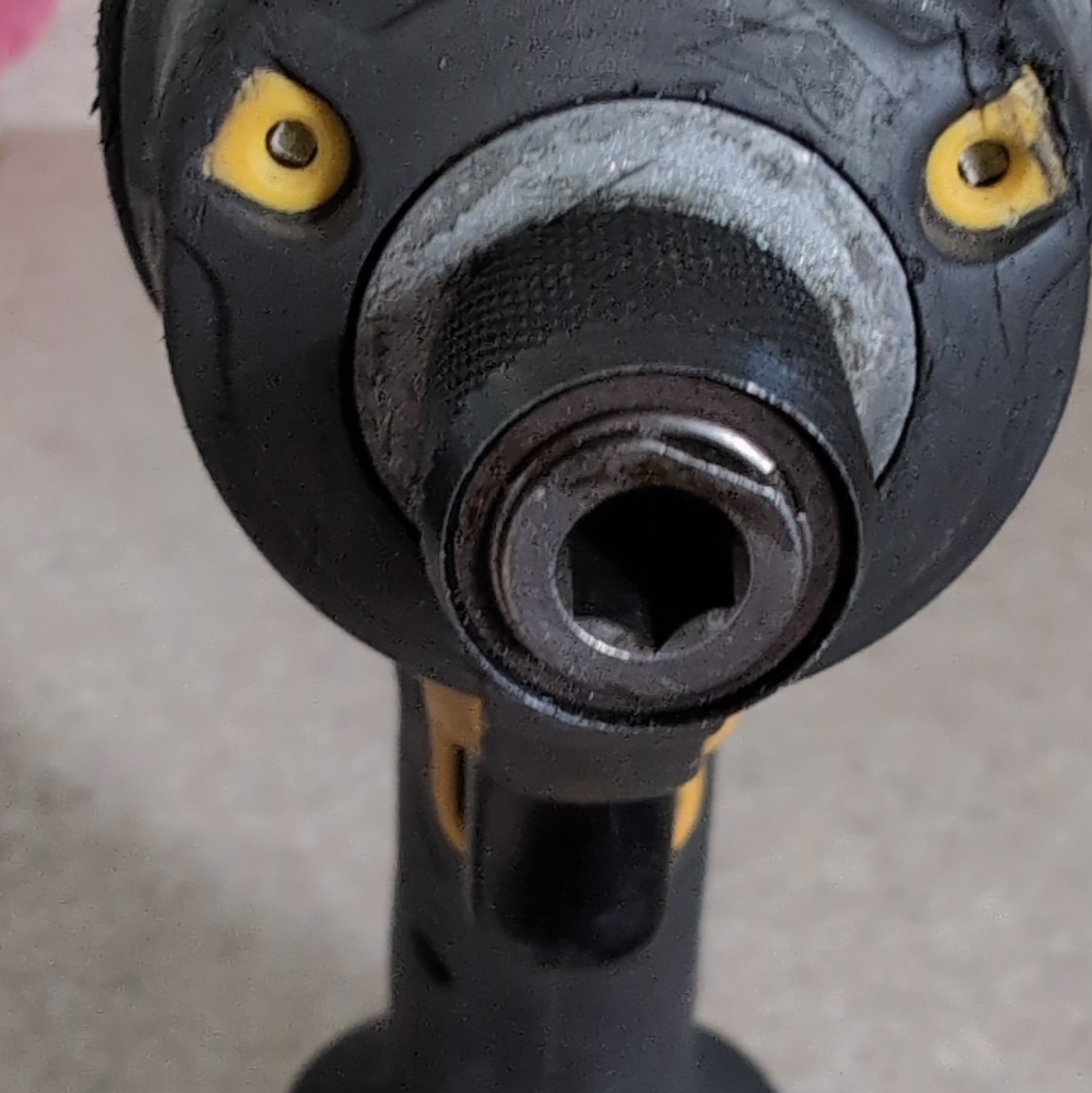 DEWALT DCF885 20V MAX 1/4 in Keyless Cordless Impact Driver LED Tool Only