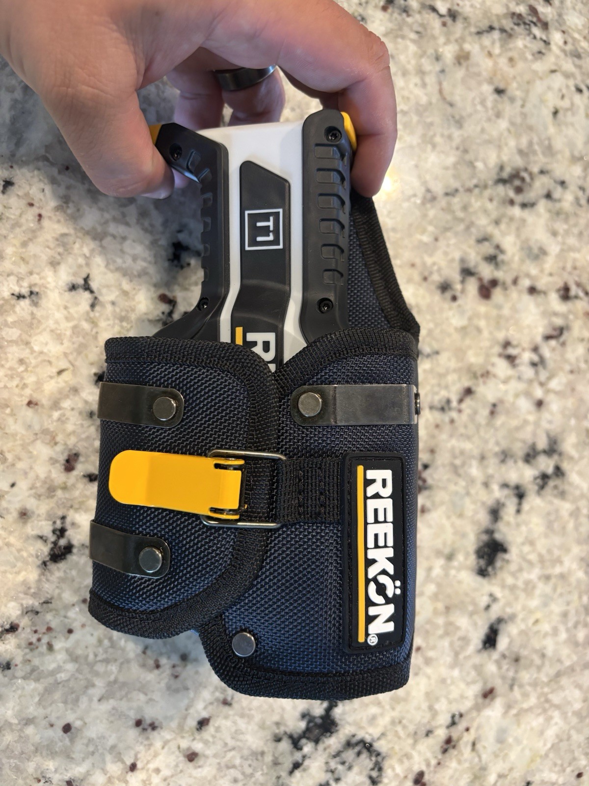 Reekon T1 25 ft Digital Measuring Tape Metric/Standard LCD Belt Clip