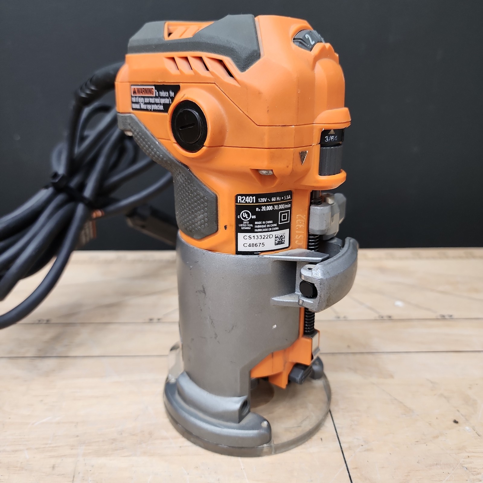 READ DESCRIPTION RIDGID 5.5 AMP Compact Fixed-Base Corded Router R24012