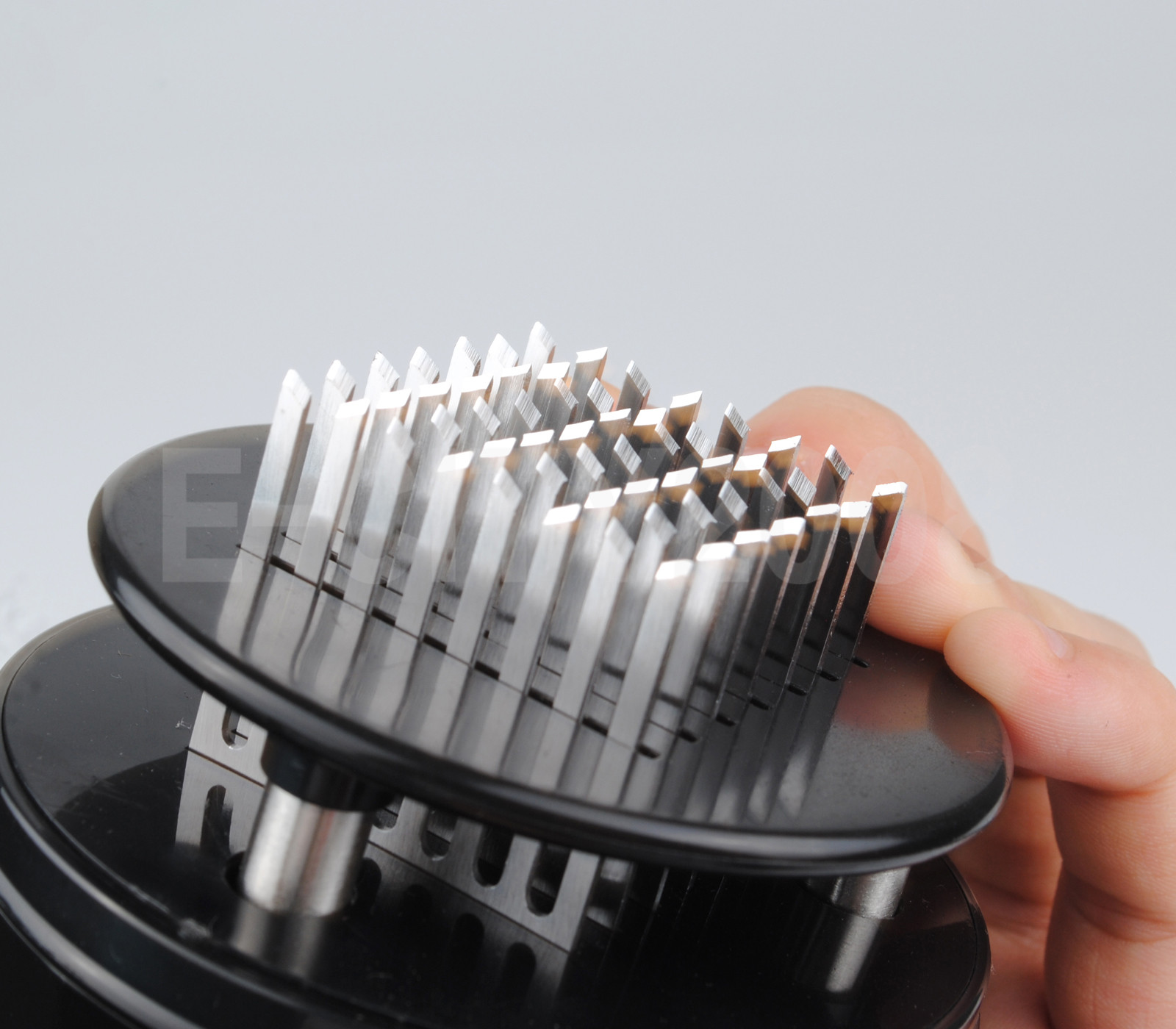 56 Blades Needle Meat Beaf Steak Tenderizer Mallet Kitchen Cooking Tools
