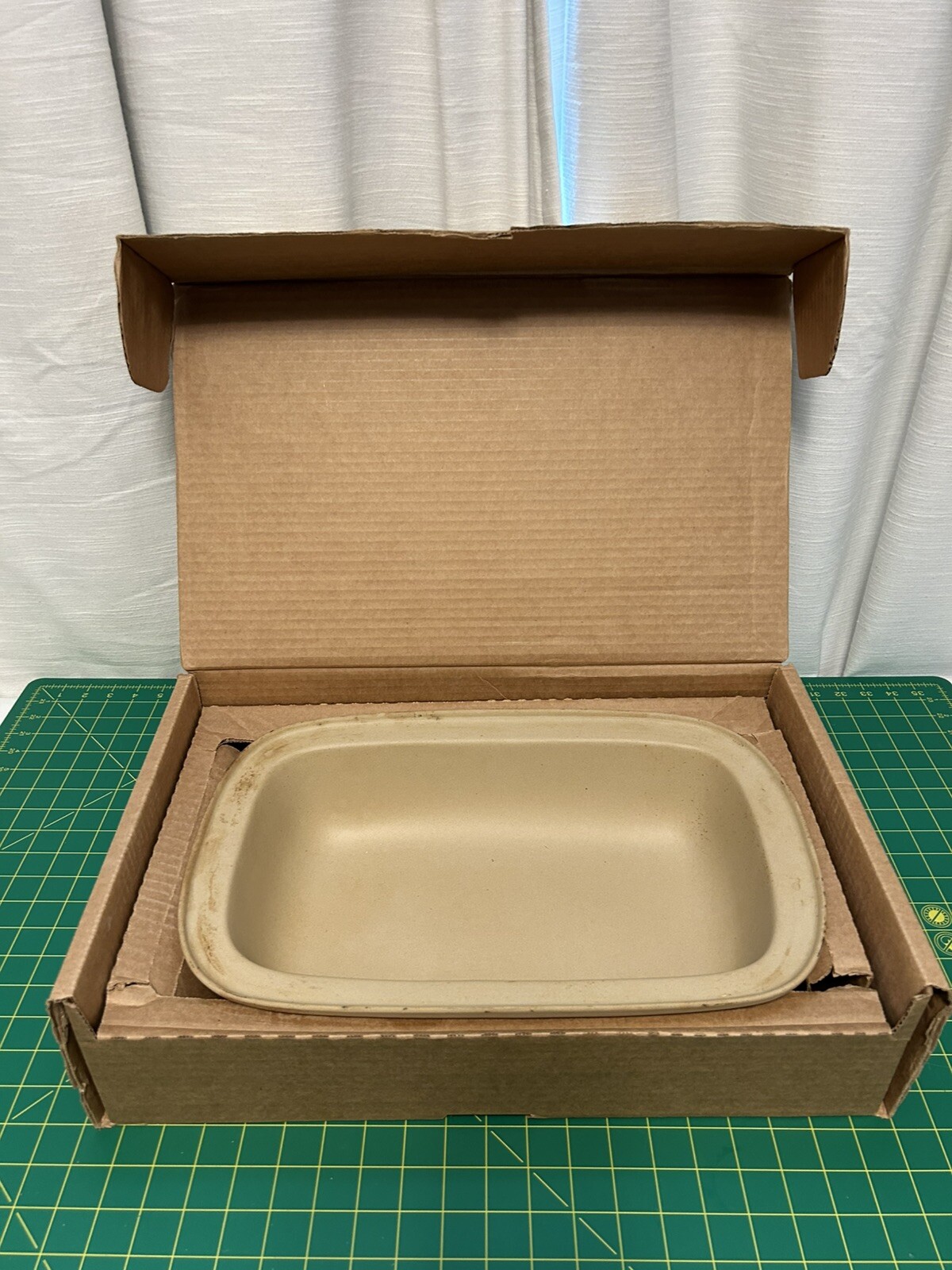 PAMPERED CHEF Family Heritage Classics STONEWARE Rectangular Lid Bowl Baker 1435