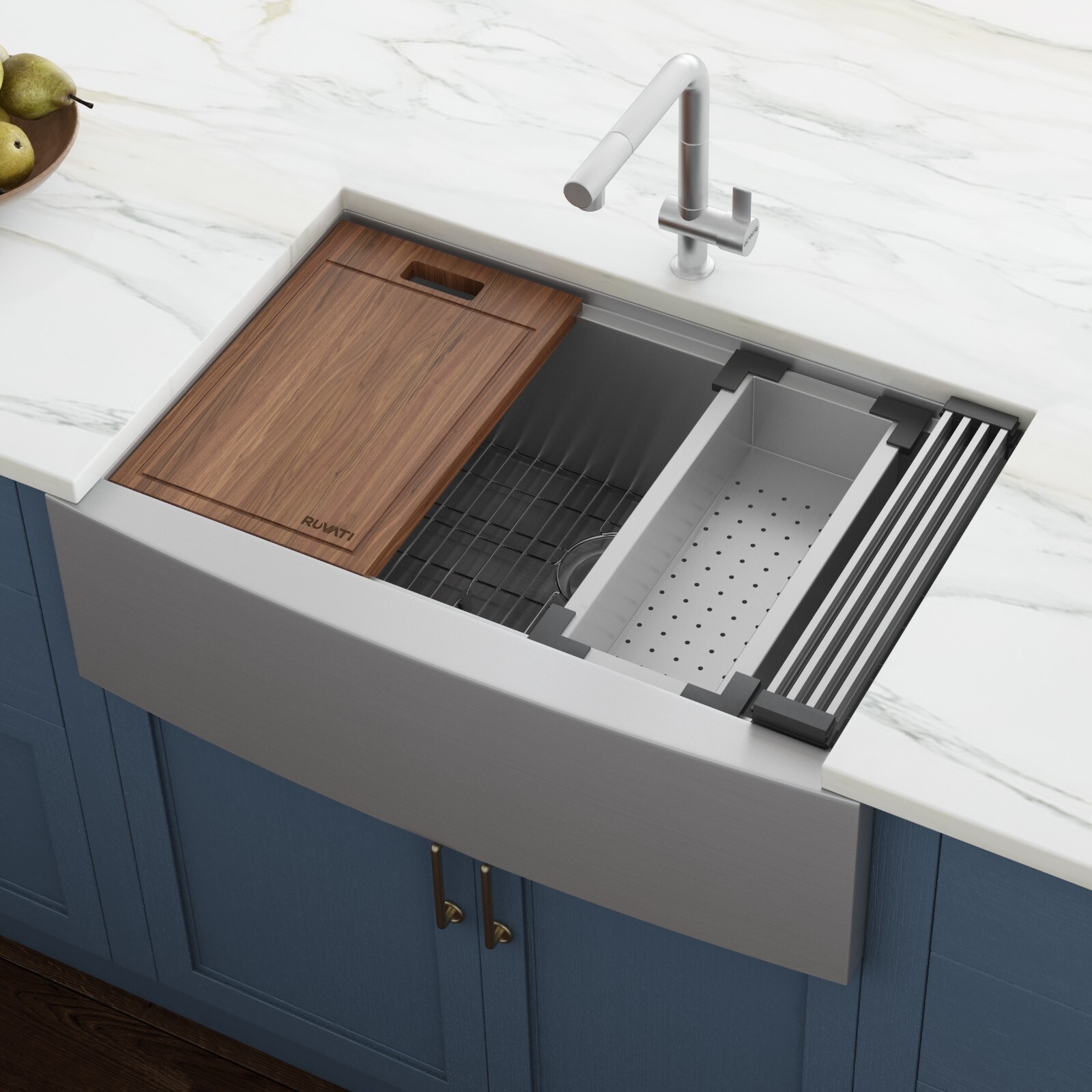 Ruvati 33″ Apron-front Workstation Farmhouse 16 Gauge Kitchen Sink- RVH9200
