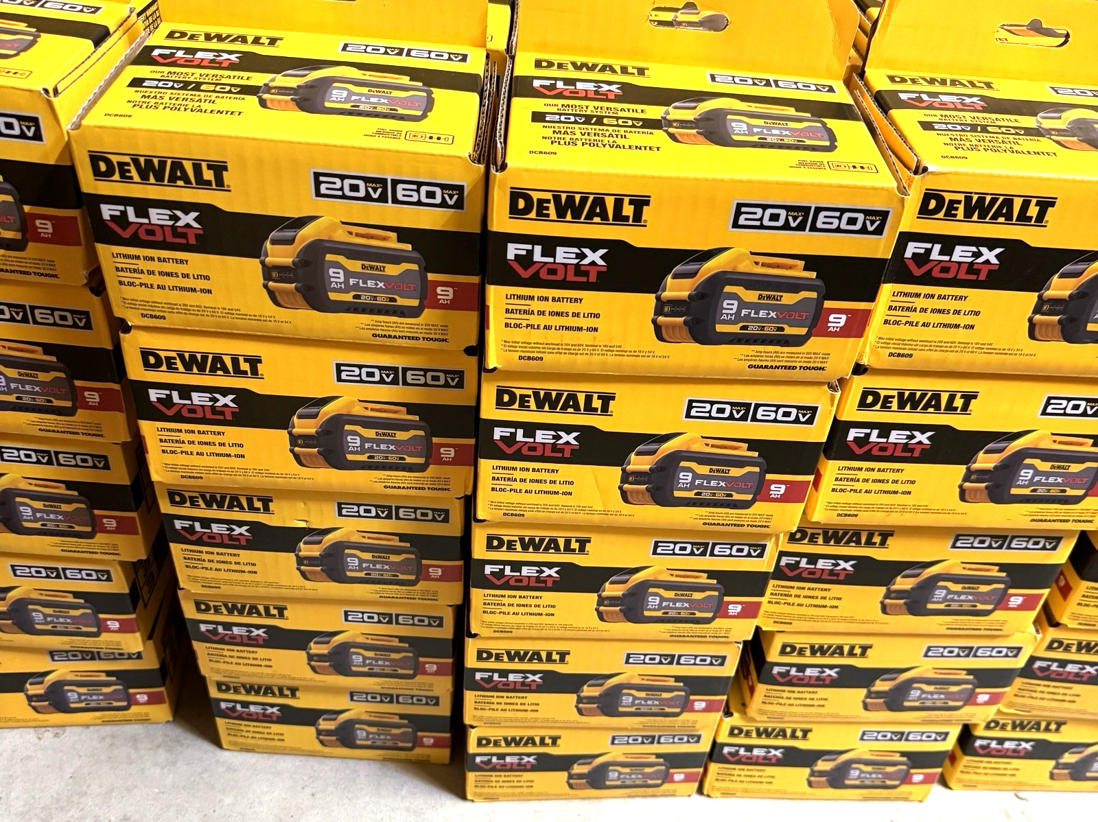GENUINE DeWALT DCB609 FlexVolt 20V / 60V MAX 9.0Ah 9 AH Lithium-Ion Battery NEW!