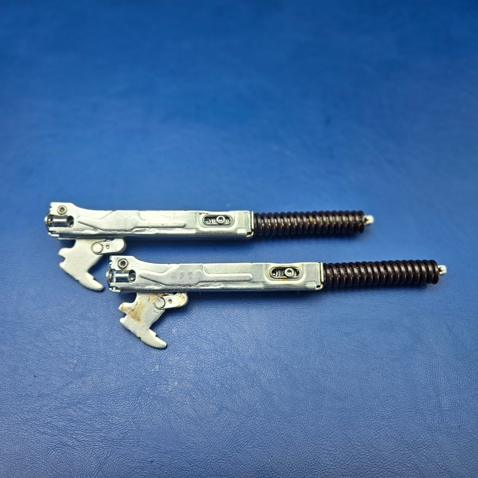 Genuine SAMSUNG Range Oven, Hinge Set of 2 # DG94-01147B