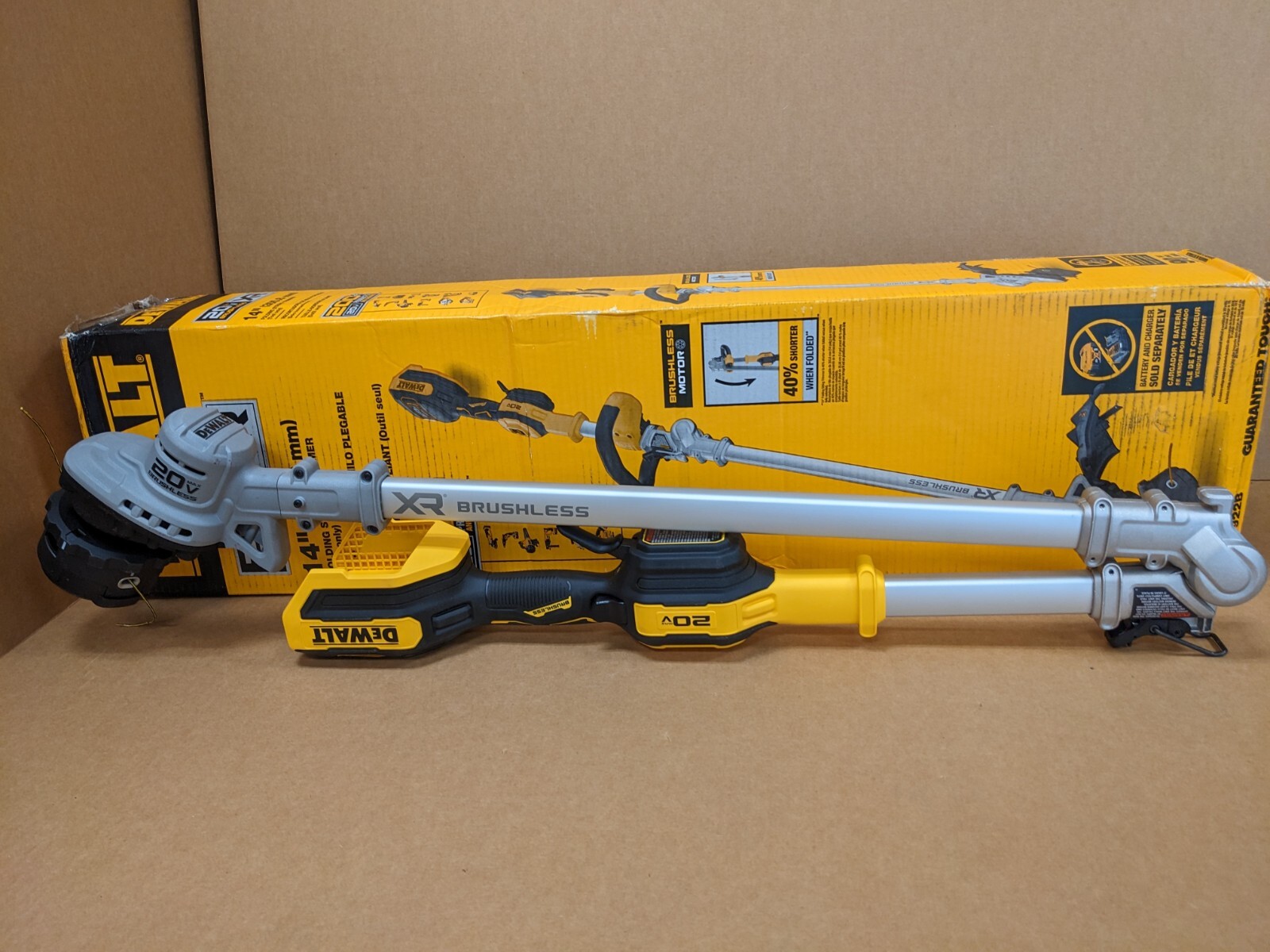 20V MAX* (DCST922B) 14 in. Folding String Trimmer (Tool Only) **OPEN-BOX**