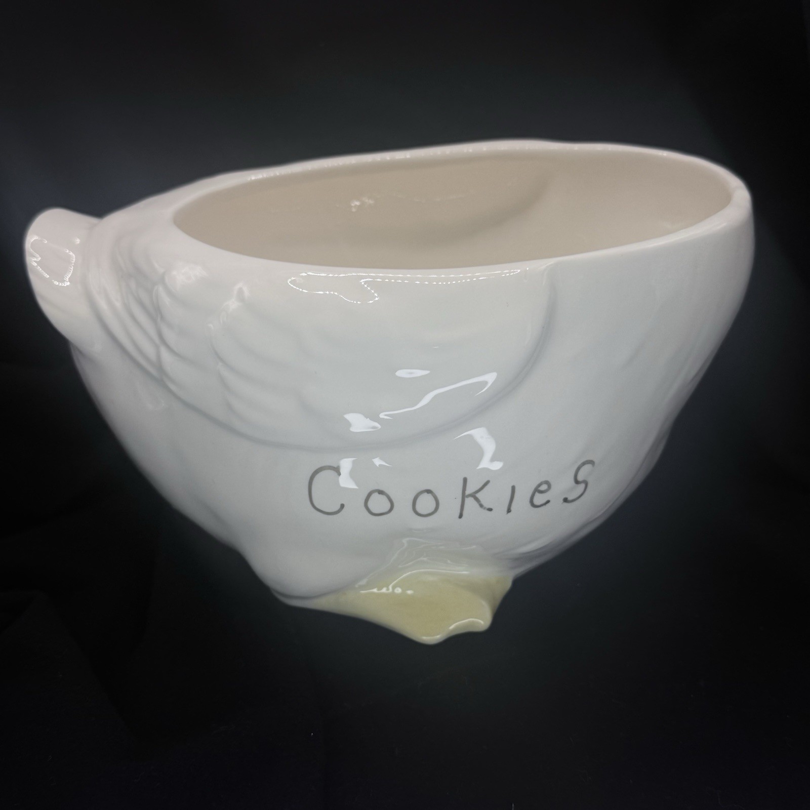 DJ 8.5in Ceramic White Goose/Duck Cookie Jar w/ Lid Pink Bow, Country