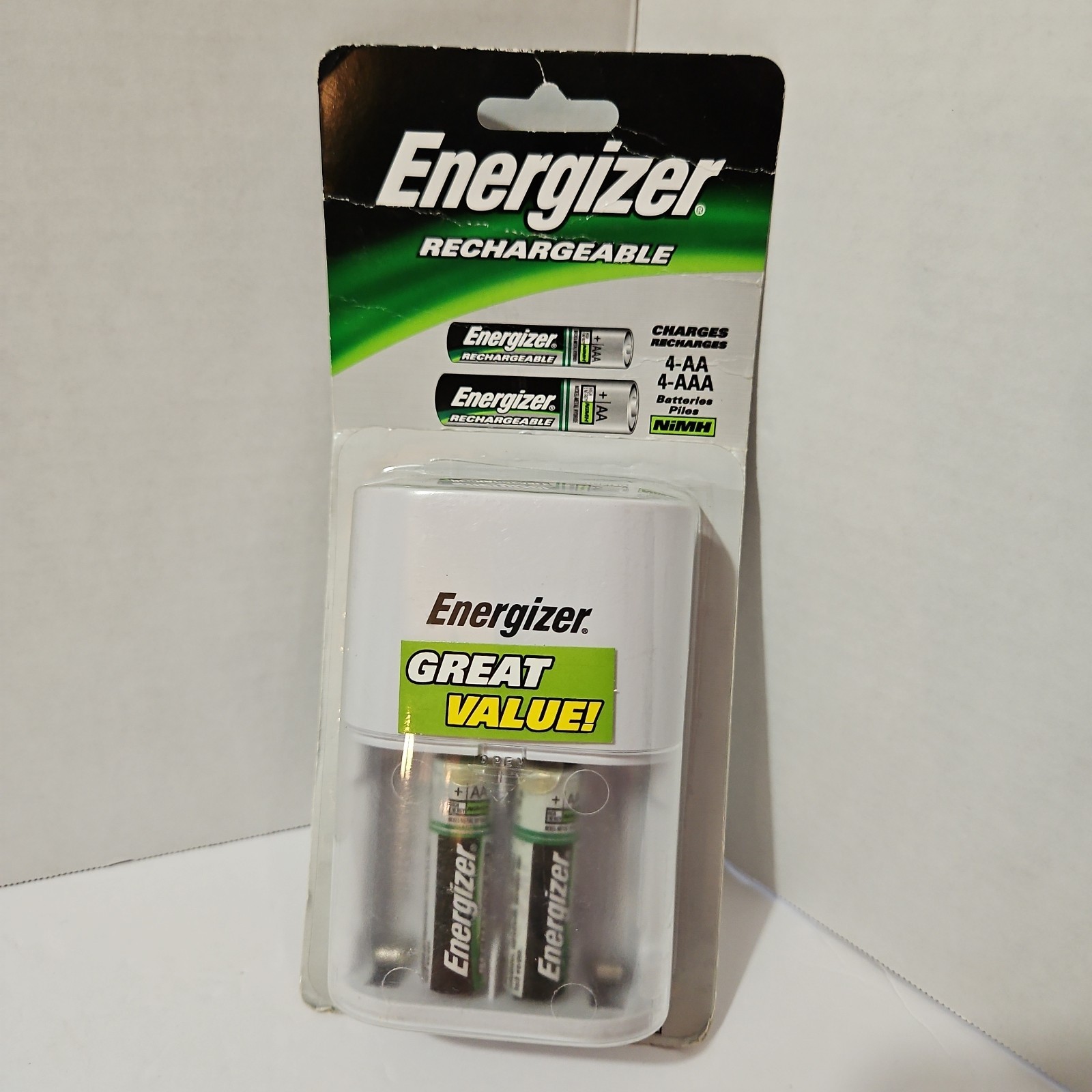 Energizer CHVCWB2 Value Plug-In Battery Charger, AA Batteries/Sealed!