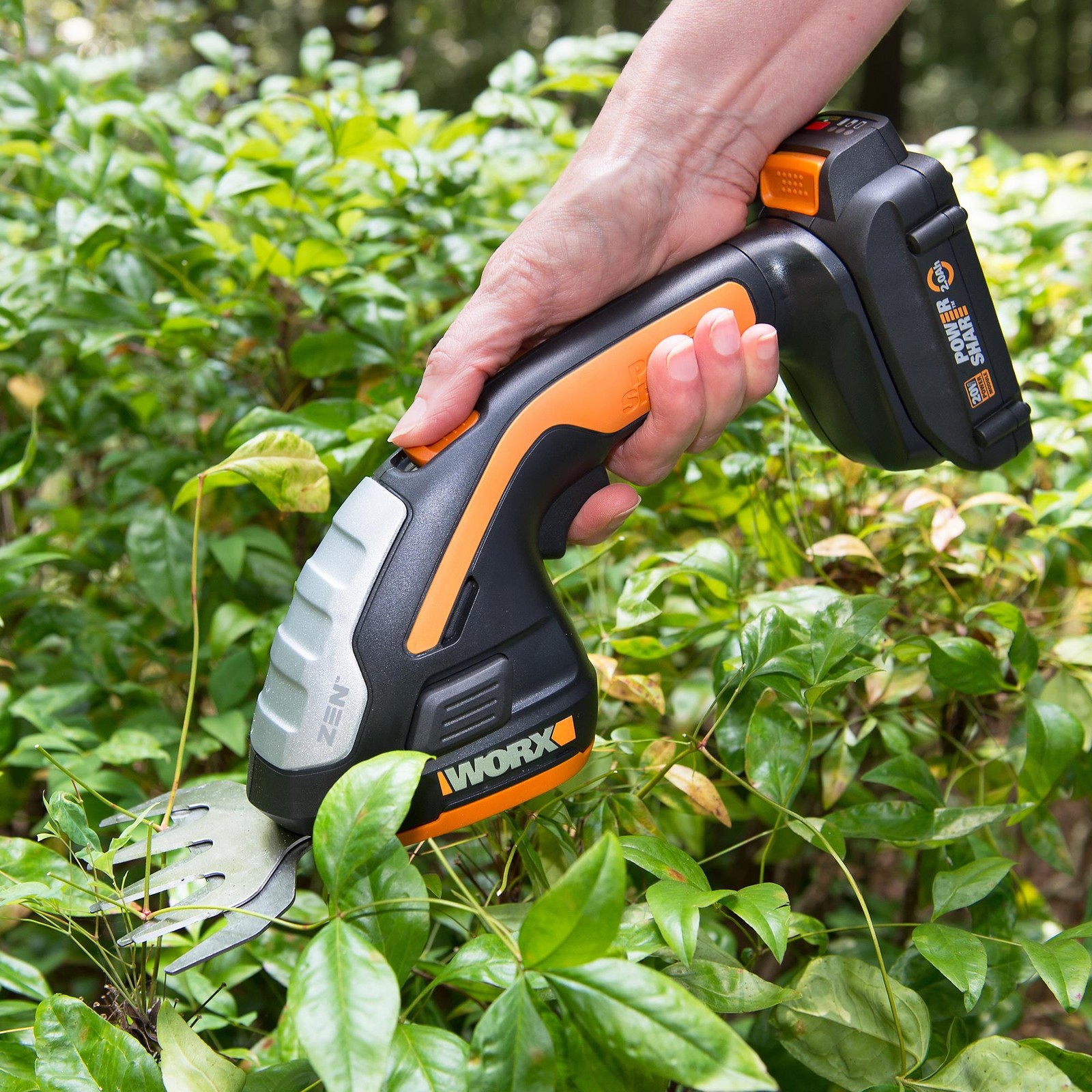 WG801.9 Worx 20V Cordless 8″ Shrubber Trimmer -Tool Only (No Battery or Charger)