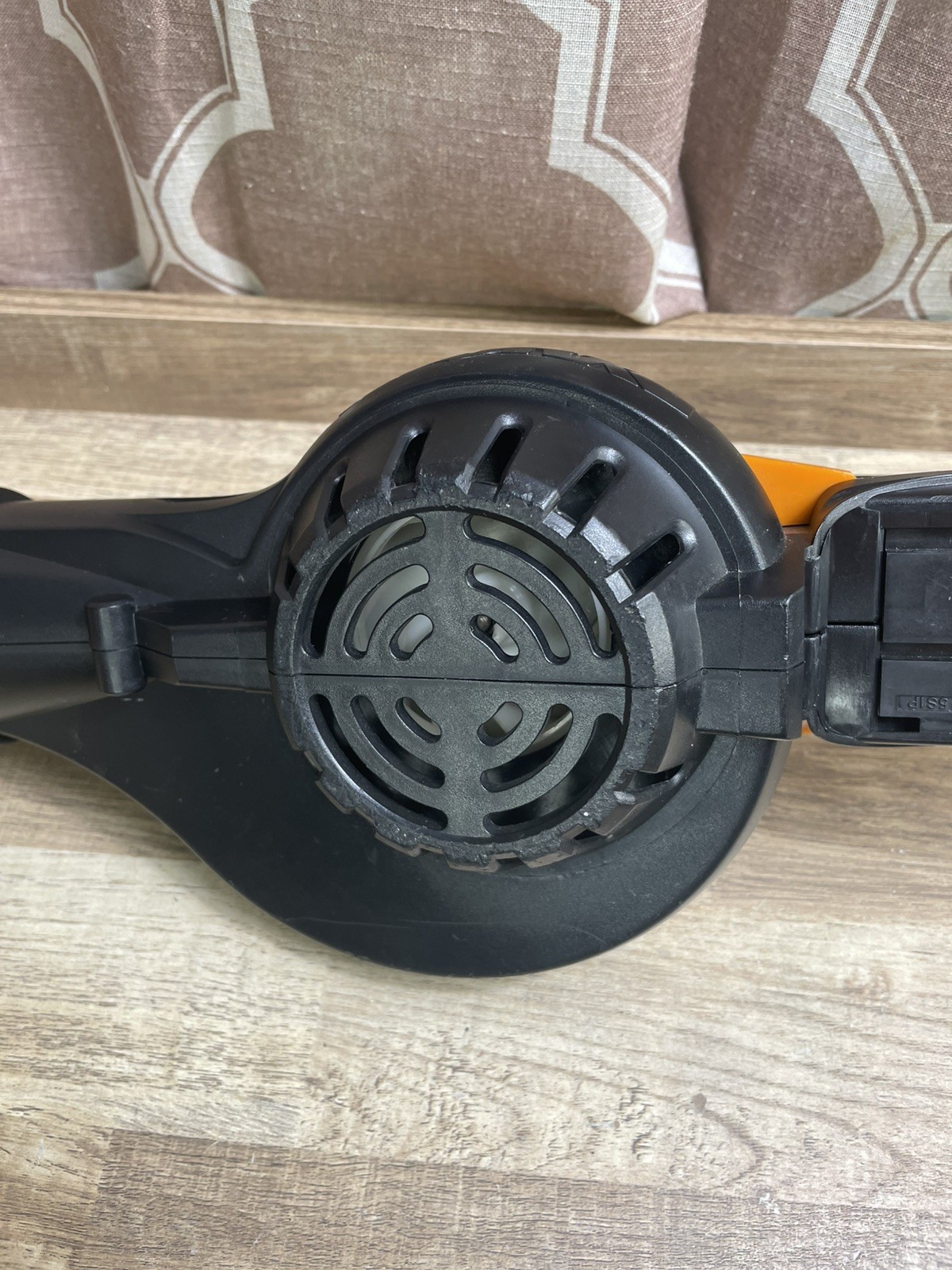 WORX Cordless Leaf Blower, Electric Blowers for Lawn Care with 120 MPH & 3.5 LBS