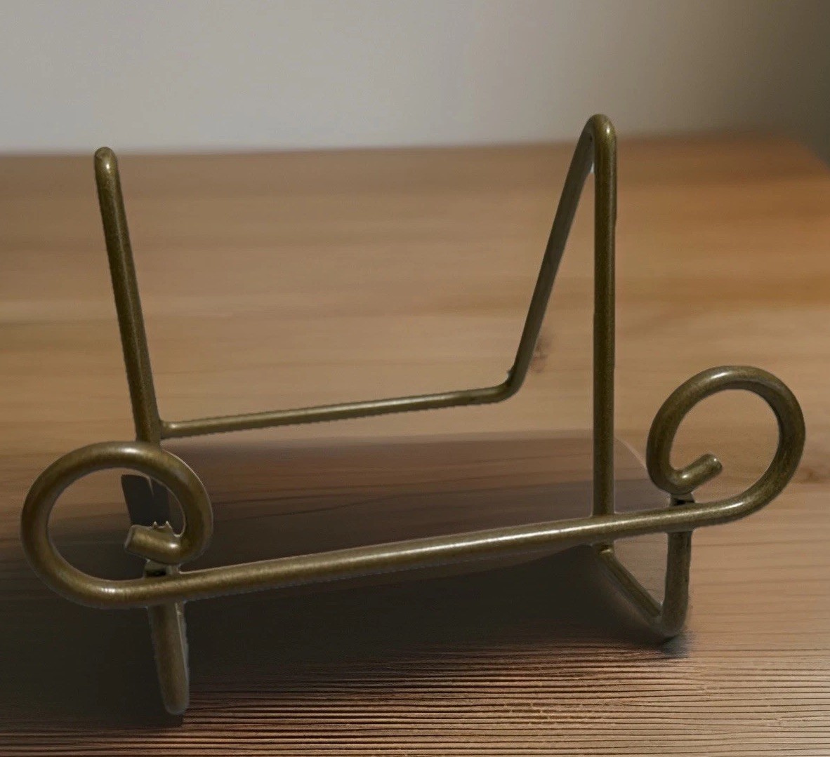 Gilded Metal Plate Stand Holder- Heavy EUC