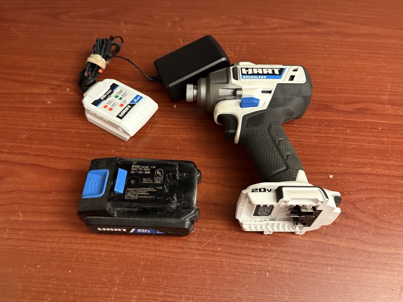 HART HPID26 20V 1/4″ GEN 2 Brushless Impact Driver W/ Battery & Charger