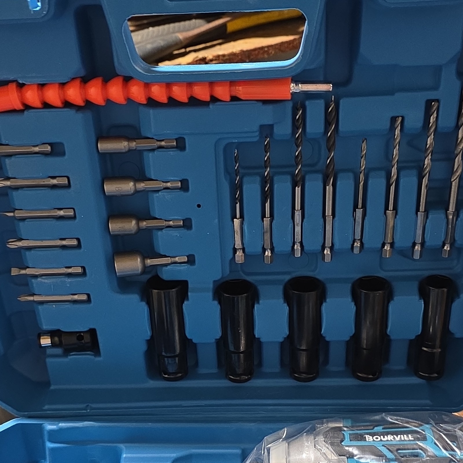 BOURVILL 36V Cordless Impact Wrench Set 2x 3.0Ah Batteries Drill Bits