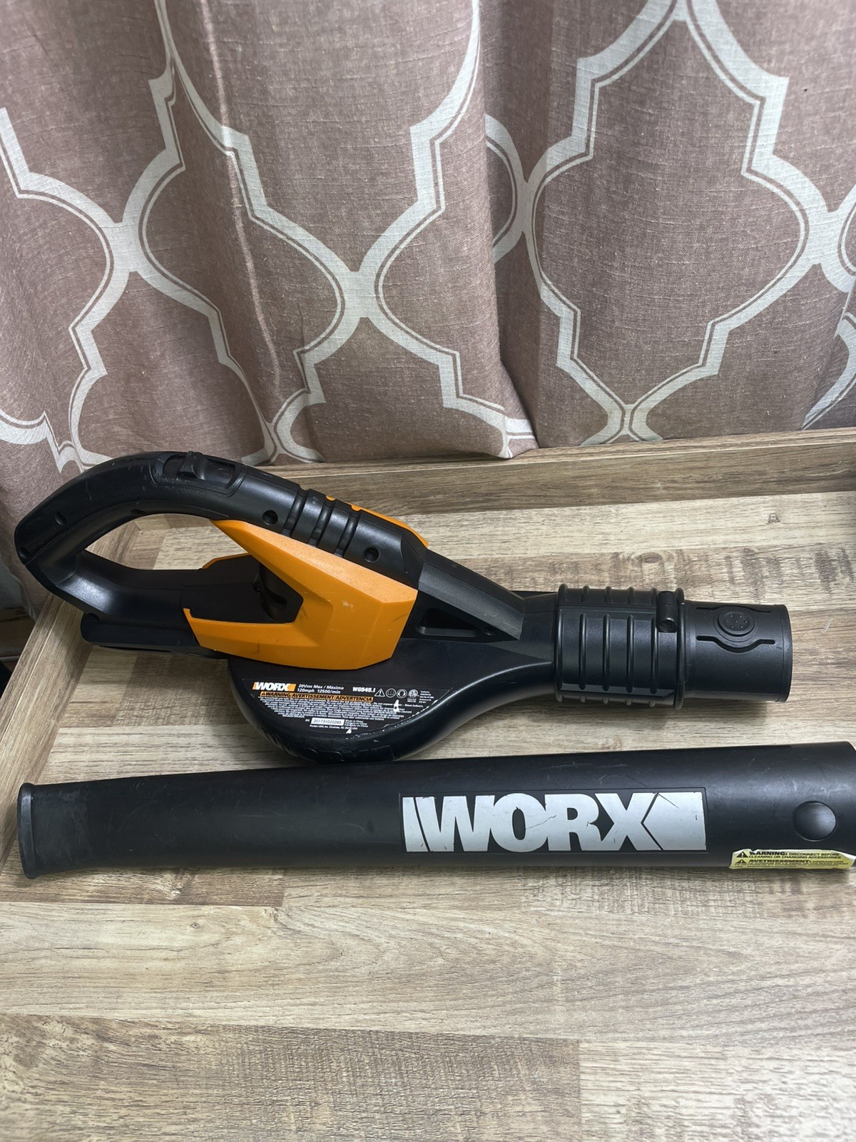 WORX Cordless Leaf Blower, Electric Blowers for Lawn Care with 120 MPH & 3.5 LBS