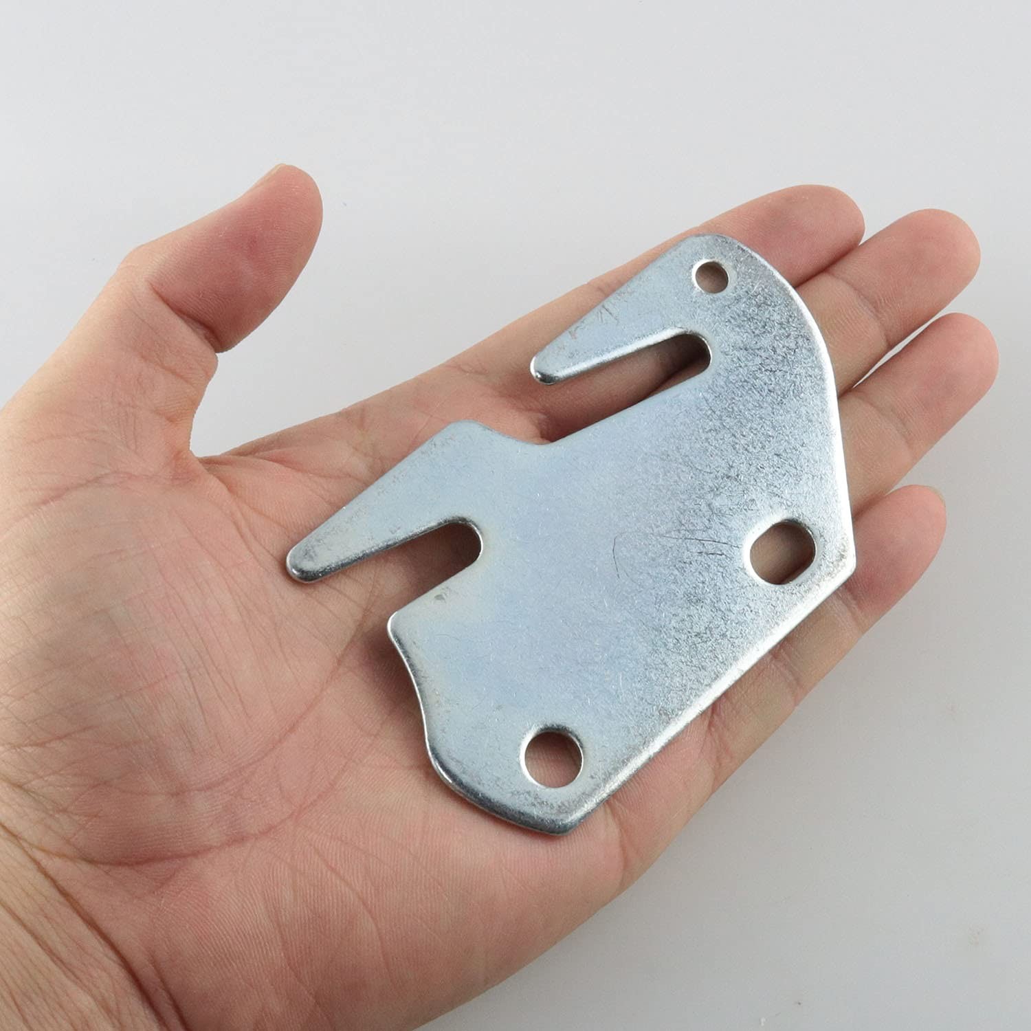 JJHXSM 2pcs Iron Bed Frame Hooks Wooden Bed Rail Hook Plates 3.8×2.3×0.08 Inc…