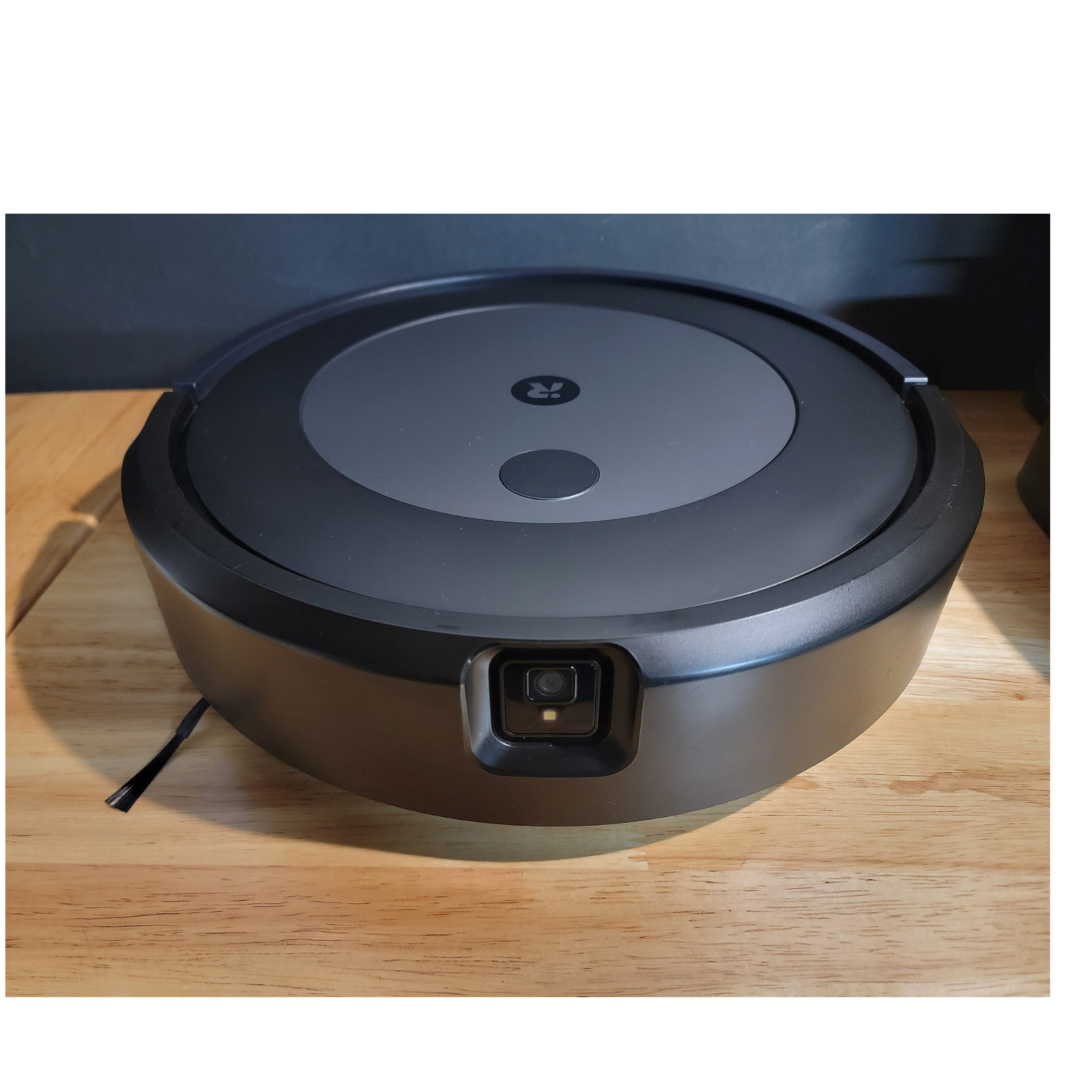 iRobot Roomba j7+ Vacuum with Automatic Dirt Disposal – TUV Privacy Certified