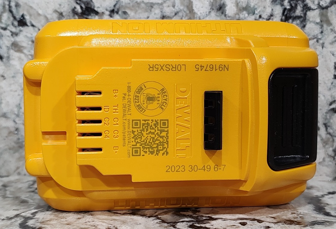 DEWALT DCB206 20V Max XR Lithium-Ion 6.0Ah BATTERY – GENUINE REAL DEAL