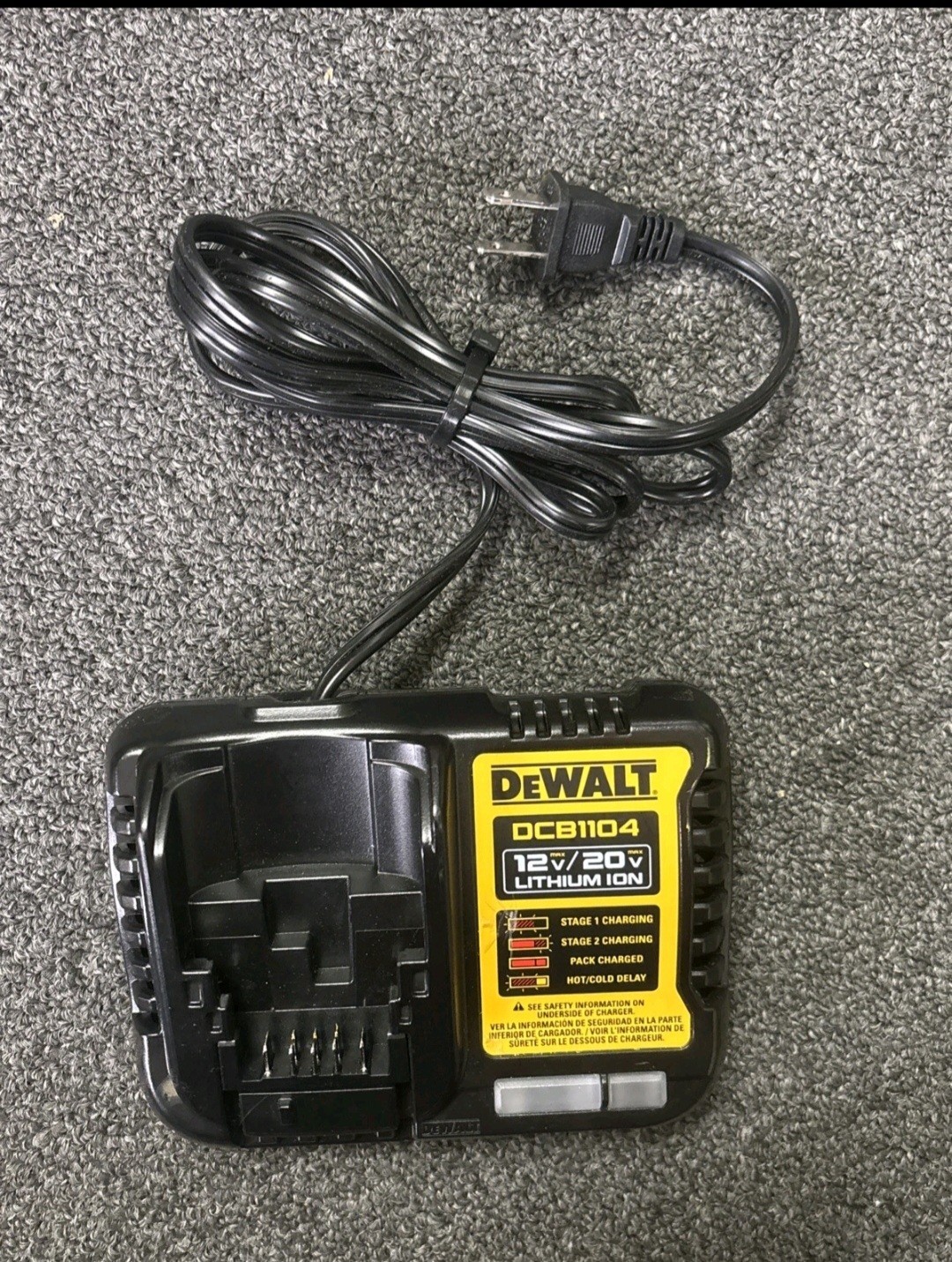 Dewalt DCB1104 Battery Charger 12v/20v 4 Amp
