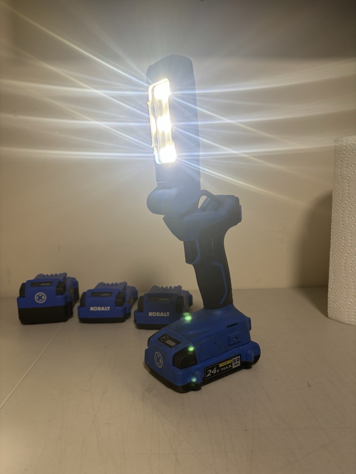 Kobalt 24V Max Cordless Flexible LED Work Light, 700Lumens Used Fully Functional