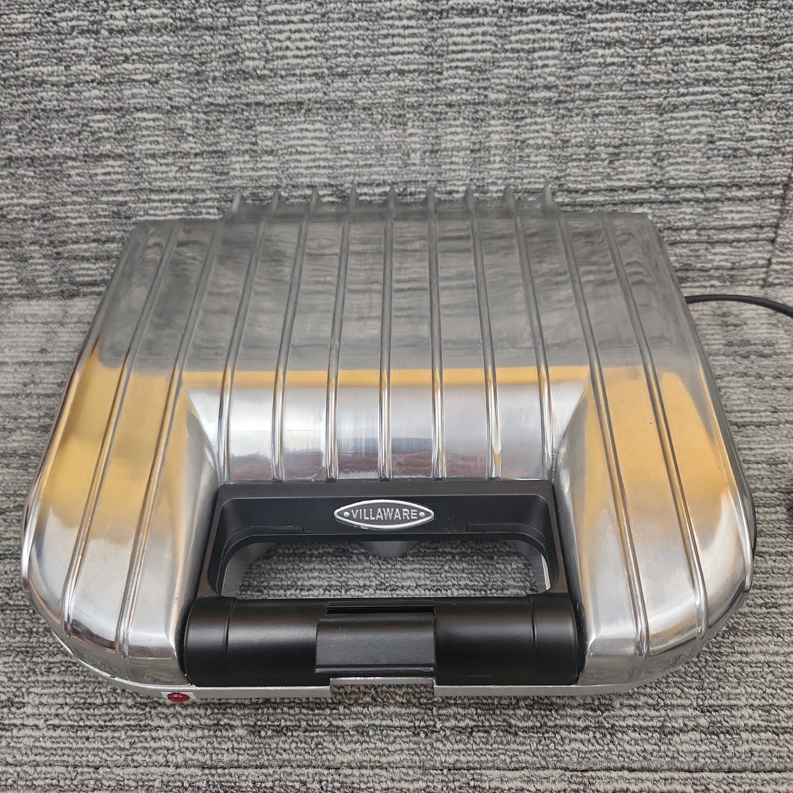 Villaware Uno Pizzelle Baker 2060 Non-Stick Italian Waffle Cookie Maker